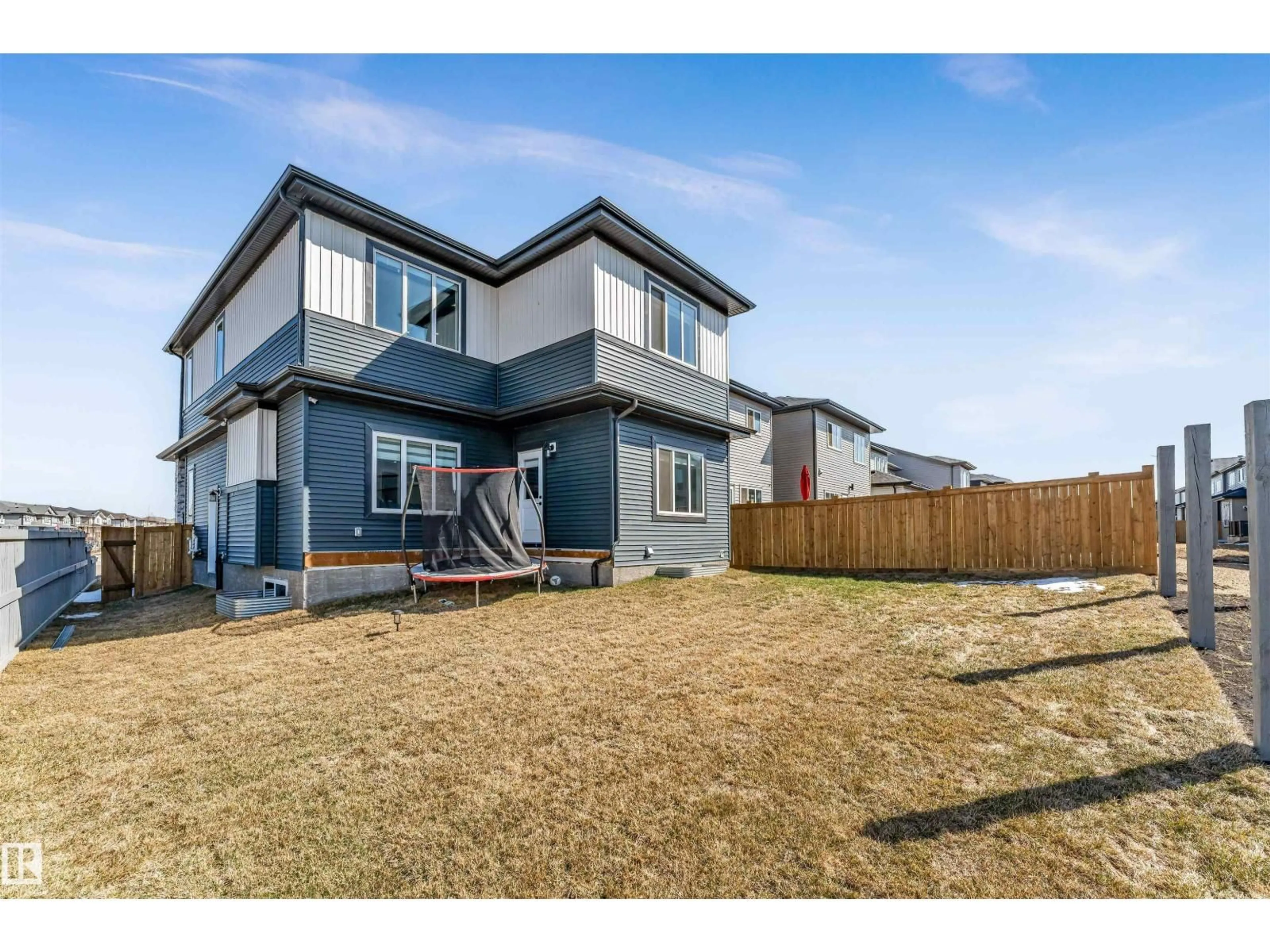 A pic from outside/outdoor area/front of a property/back of a property/a pic from drone, street for 3729 42 AV, Beaumont Alberta T4X3B3