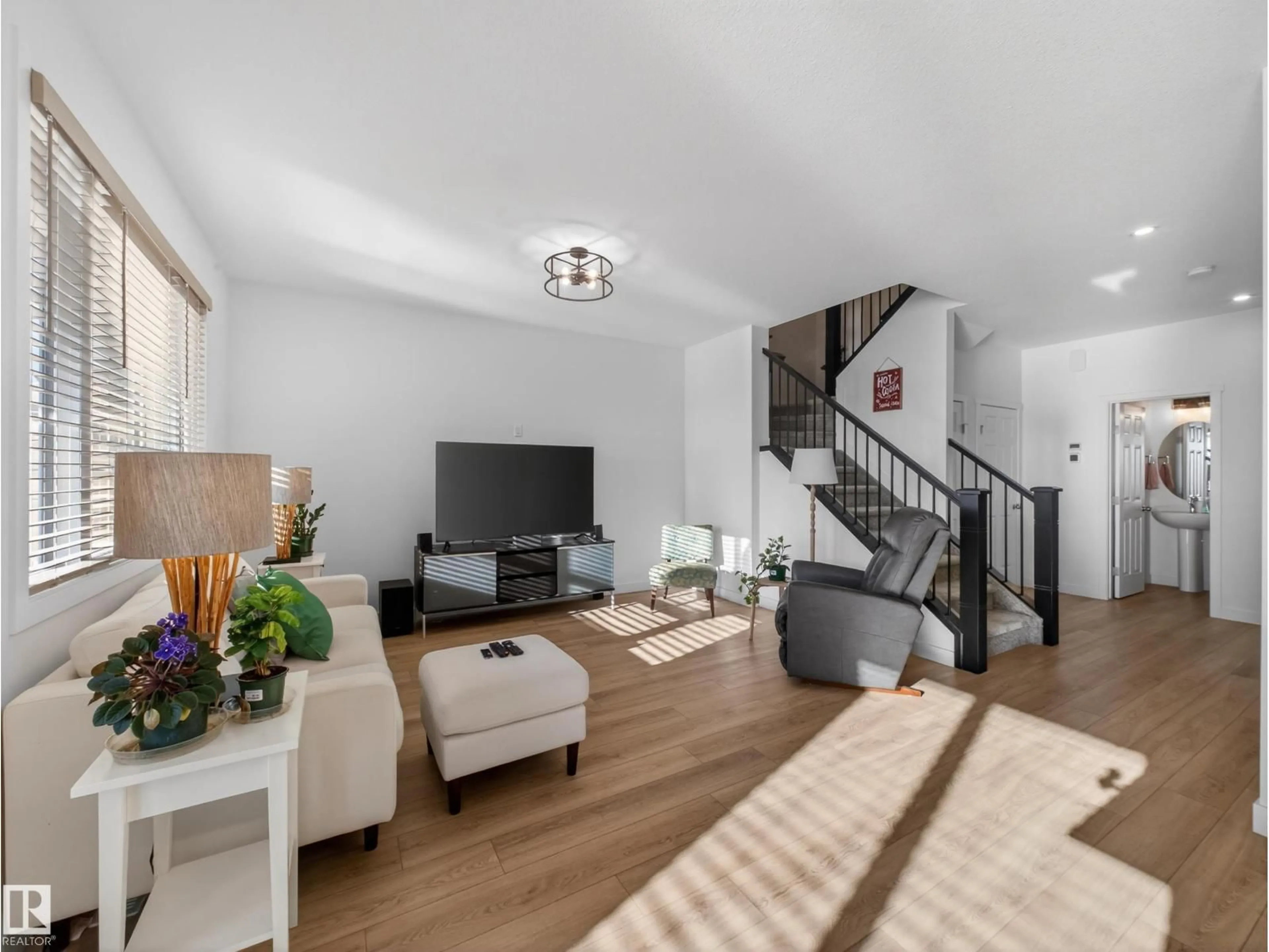 Living room with furniture, unknown for 216 CALEDON CR, Spruce Grove Alberta T7X0T6