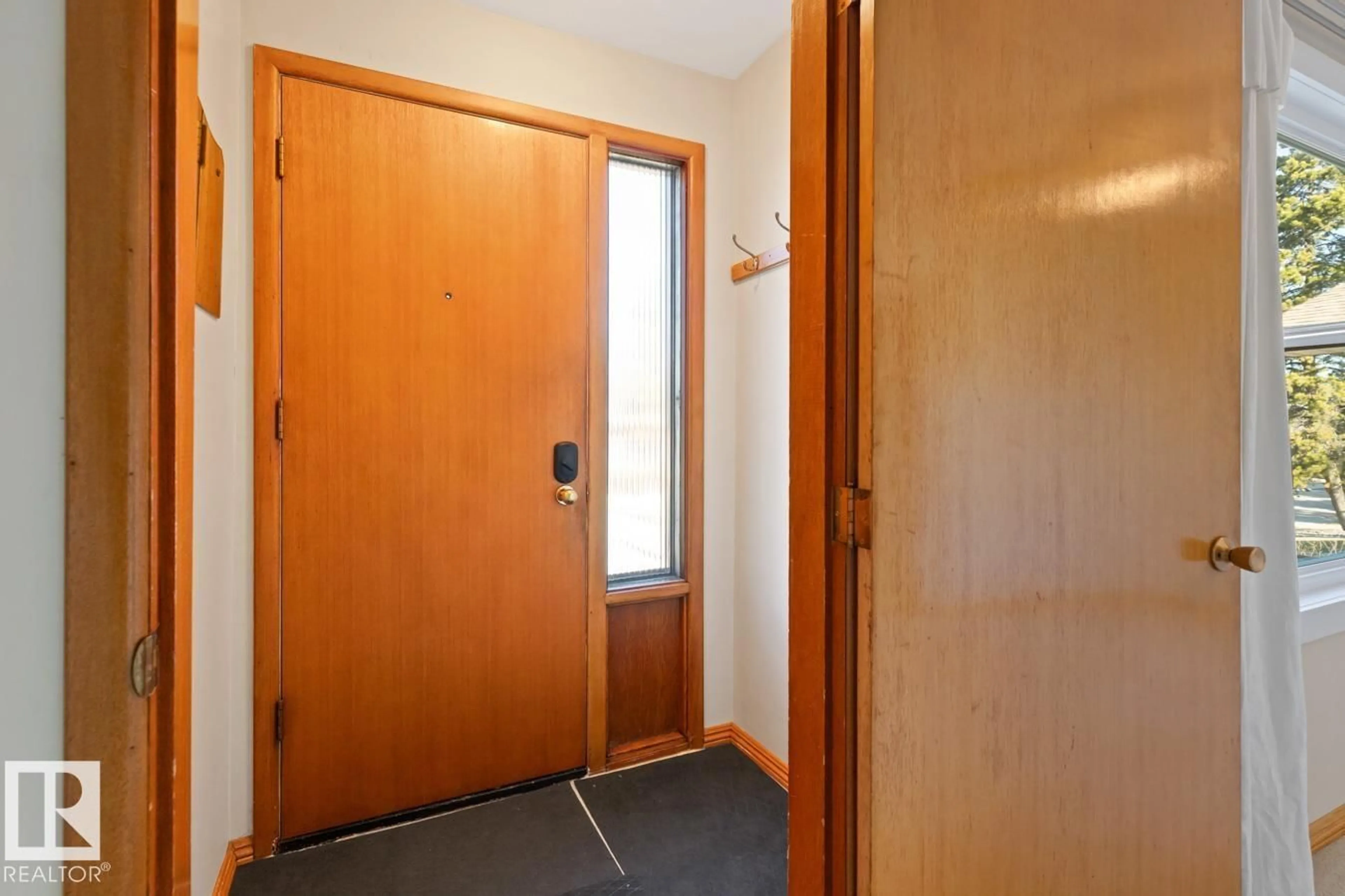 Unknown for NW - 10307 73 ST, Edmonton Alberta T6A2X3