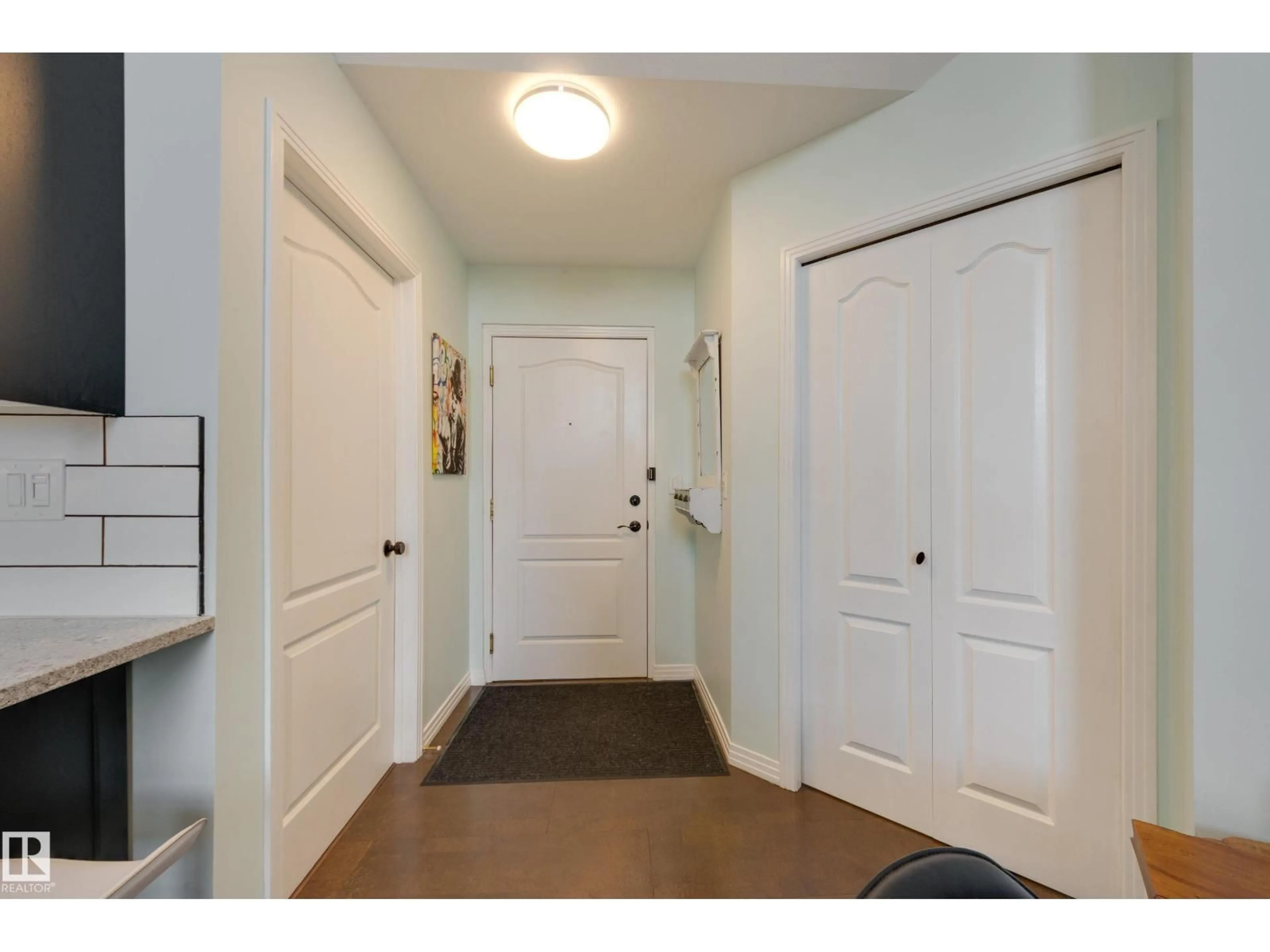 Indoor entryway for #402 - 7725 108 ST, Edmonton Alberta T6E4L9
