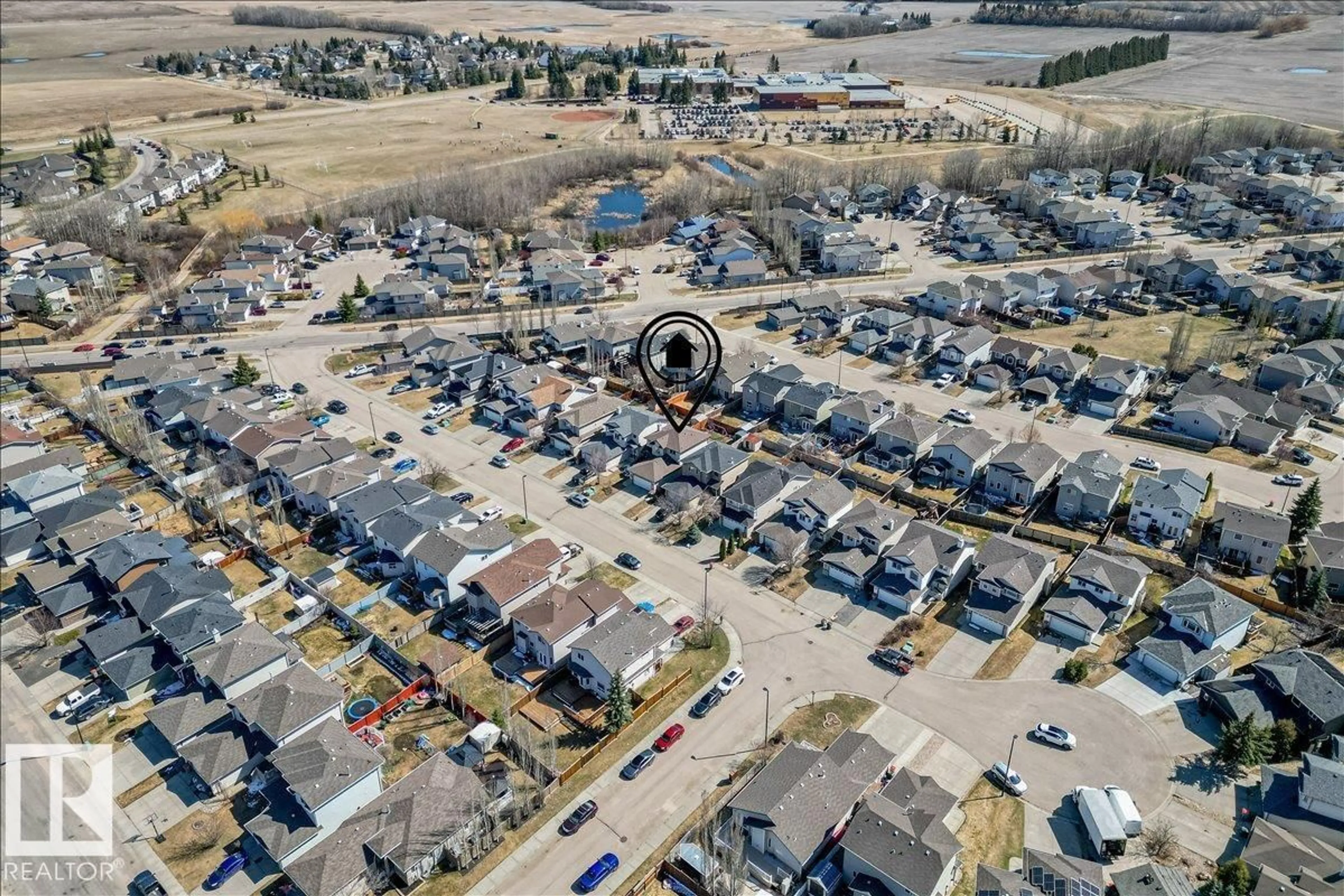 A pic from outside/outdoor area/front of a property/back of a property/a pic from drone, street for 1130 WESTERRA WY, Stony Plain Alberta T7Z2Z1