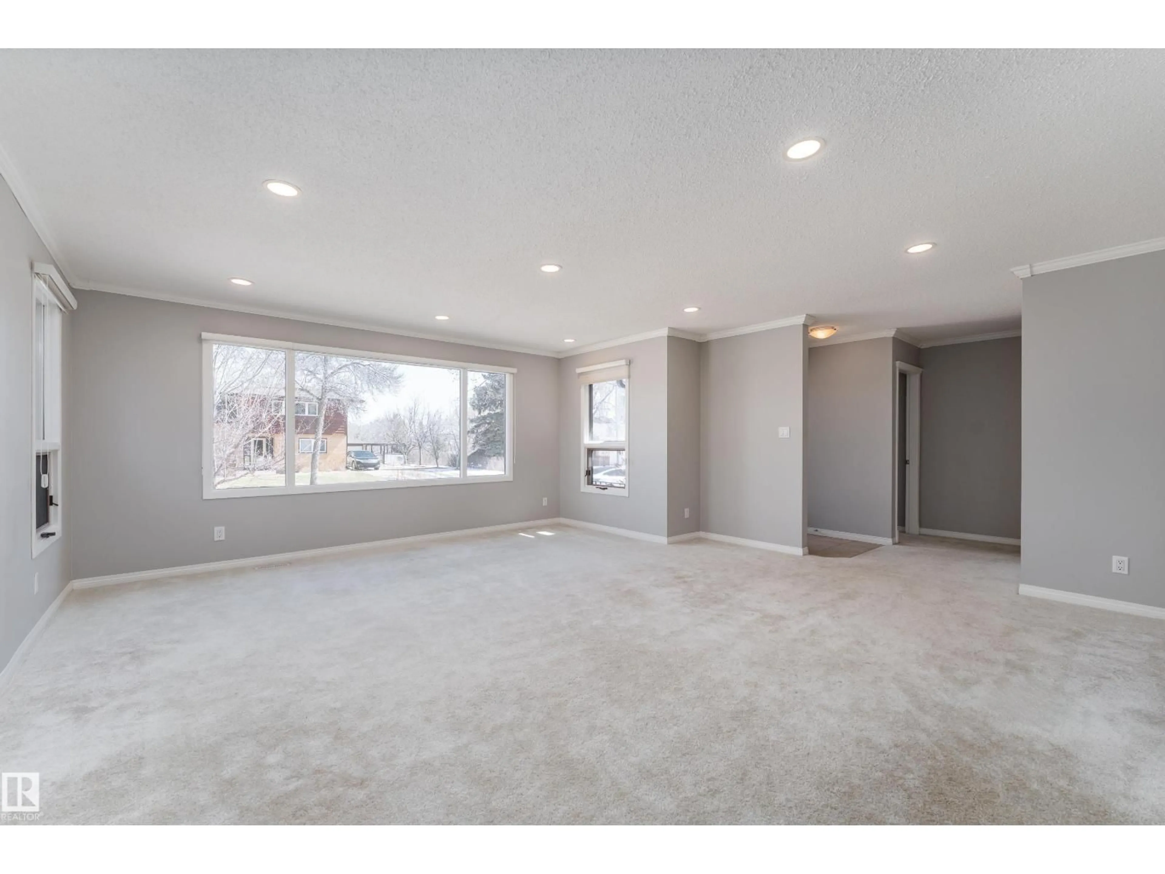 Unknown for 4212 52 ST, Camrose Alberta T4V1T4