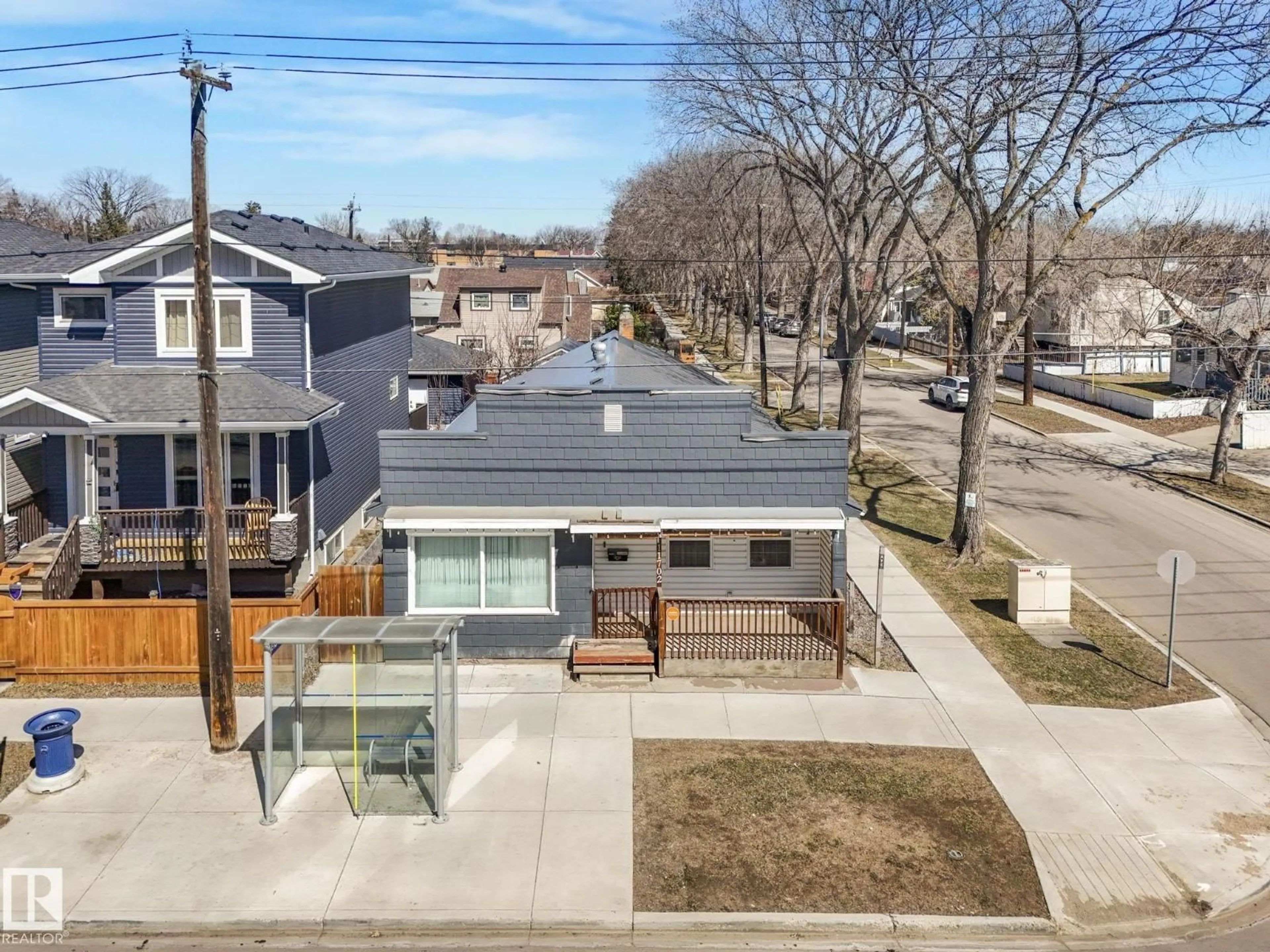 A pic from outside/outdoor area/front of a property/back of a property/a pic from drone, street for 11702 129 AV, Edmonton Alberta T5E0M8