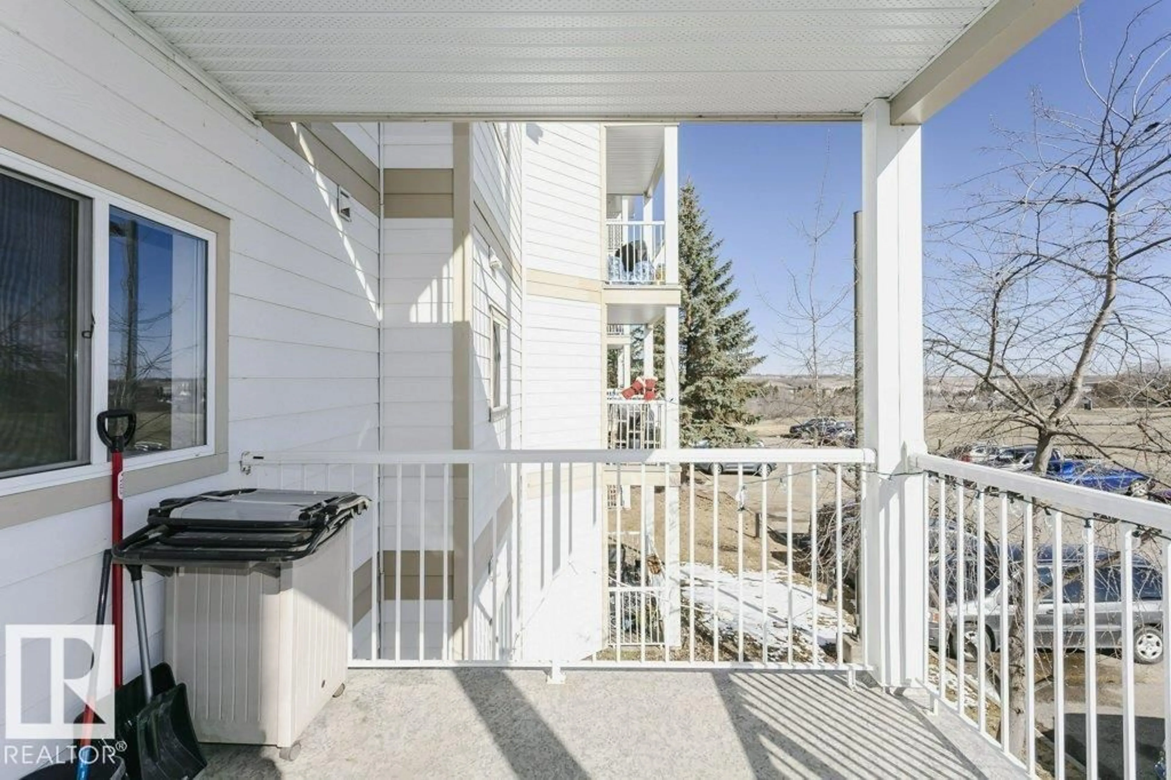 Patio, unknown for 205 - 9932 100 AV, Fort Saskatchewan Alberta T8L4L2