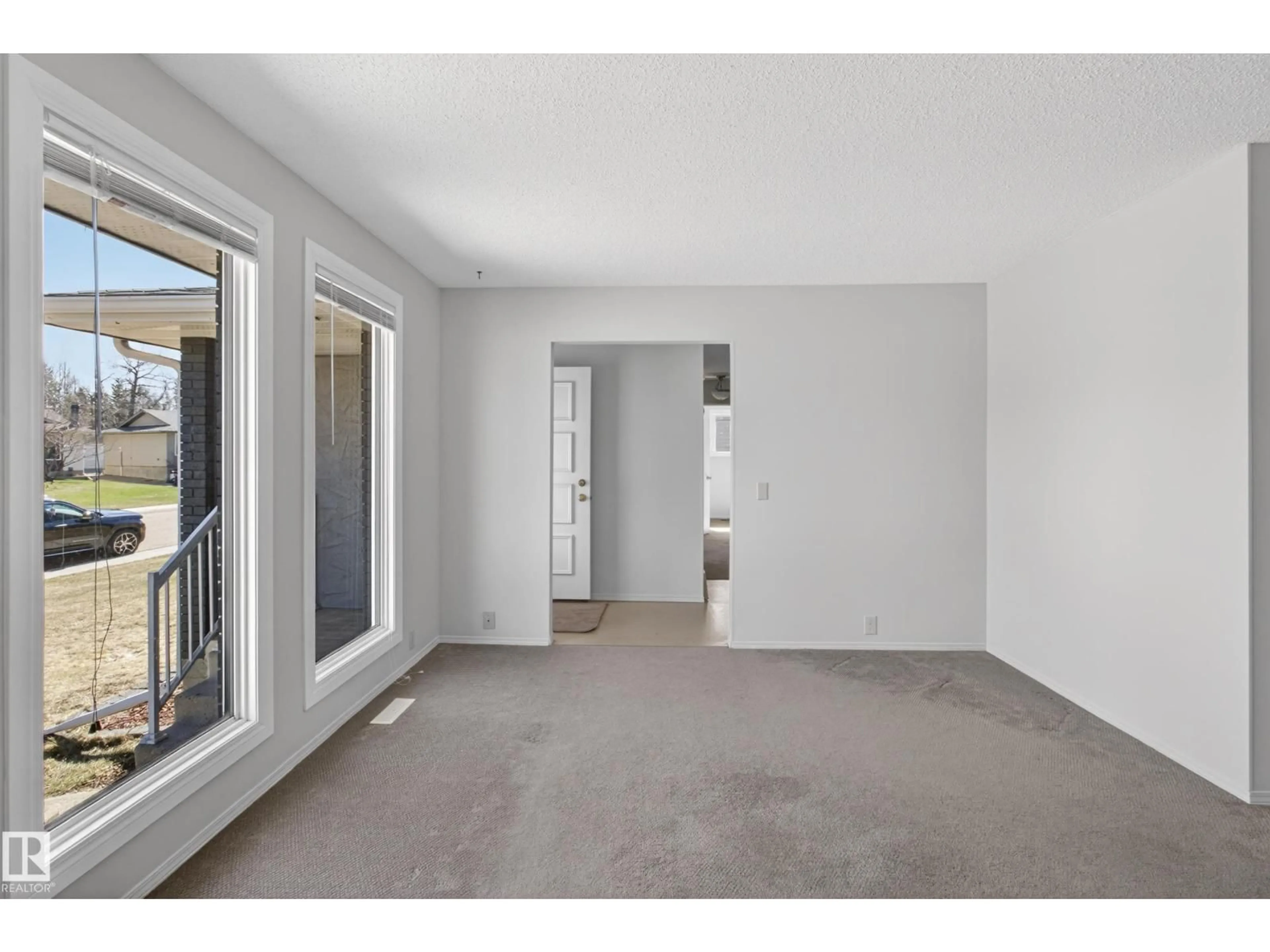 A pic of a room for 102 GARLAND CR, Sherwood Park Alberta T8A2R2