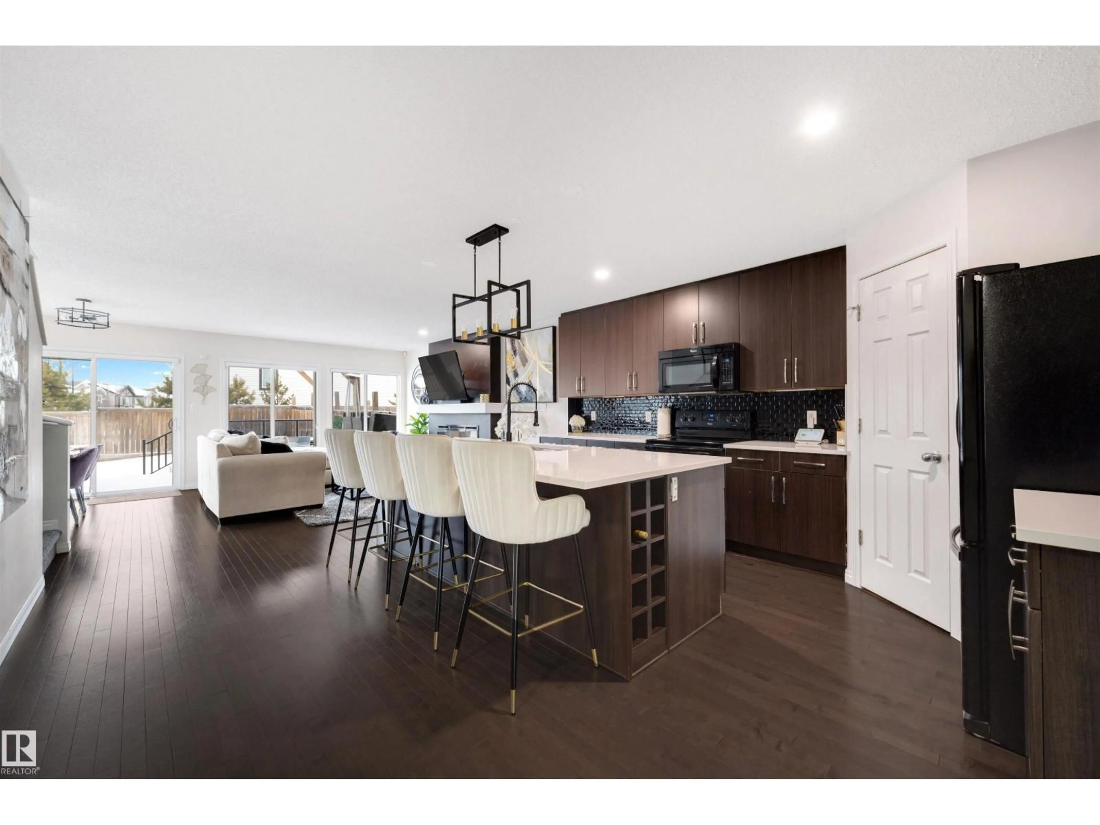 Open concept kitchen, unknown for 2504 COUGHLAN RD, Edmonton Alberta T6W2X8