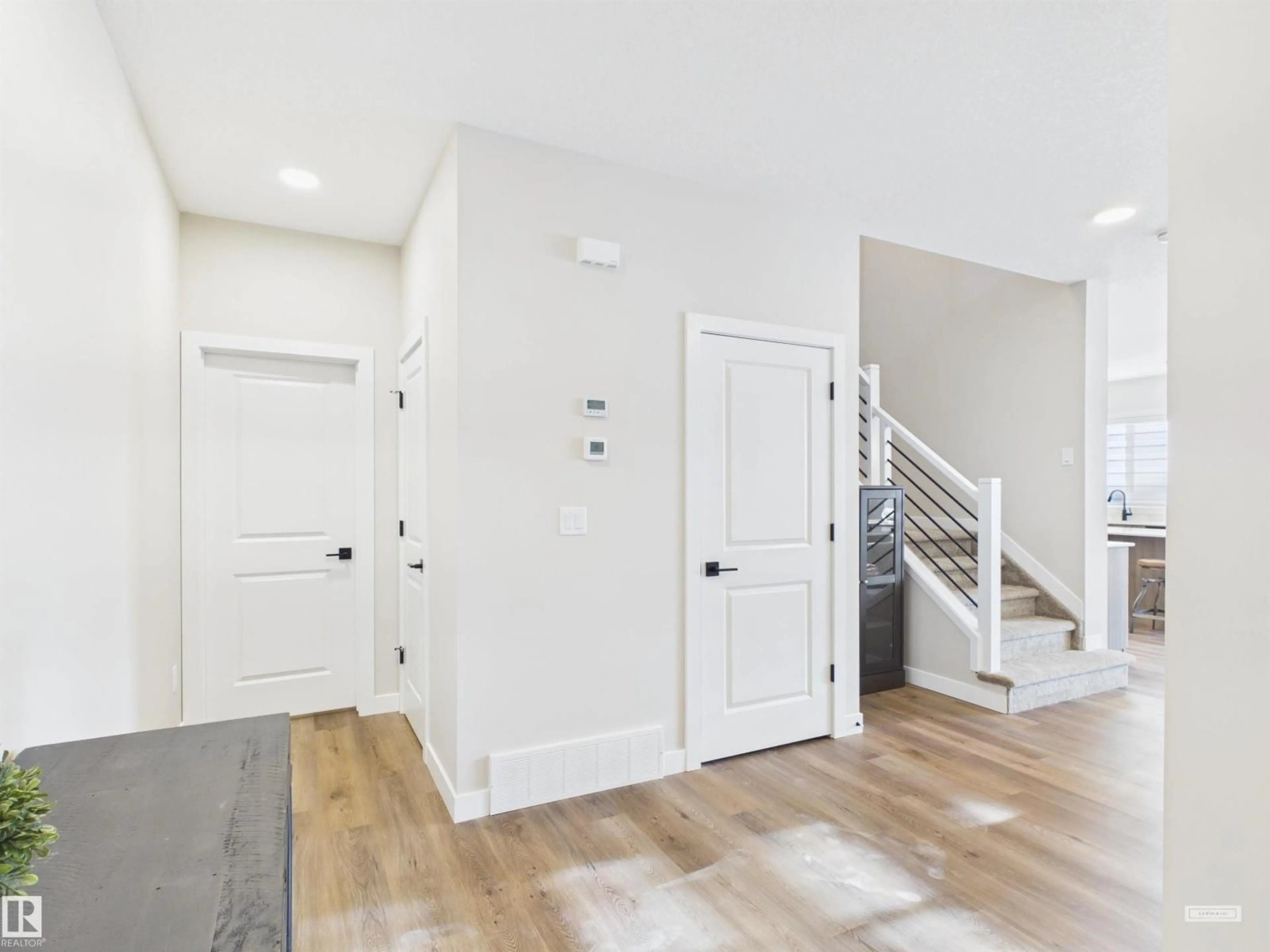 Indoor entryway for 3 EMERSON LD, Spruce Grove Alberta T7X4S2
