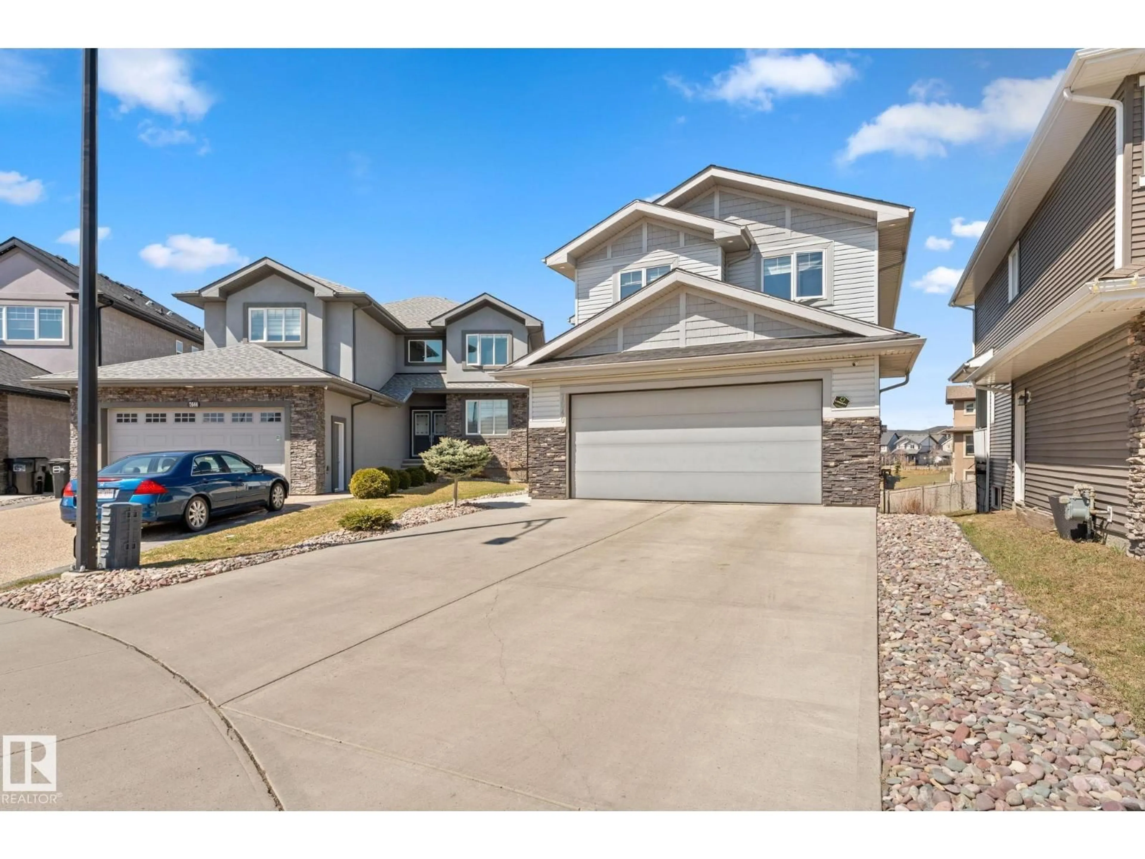 Unknown for 7640 179 AV NW, Edmonton Alberta T5Z0L2