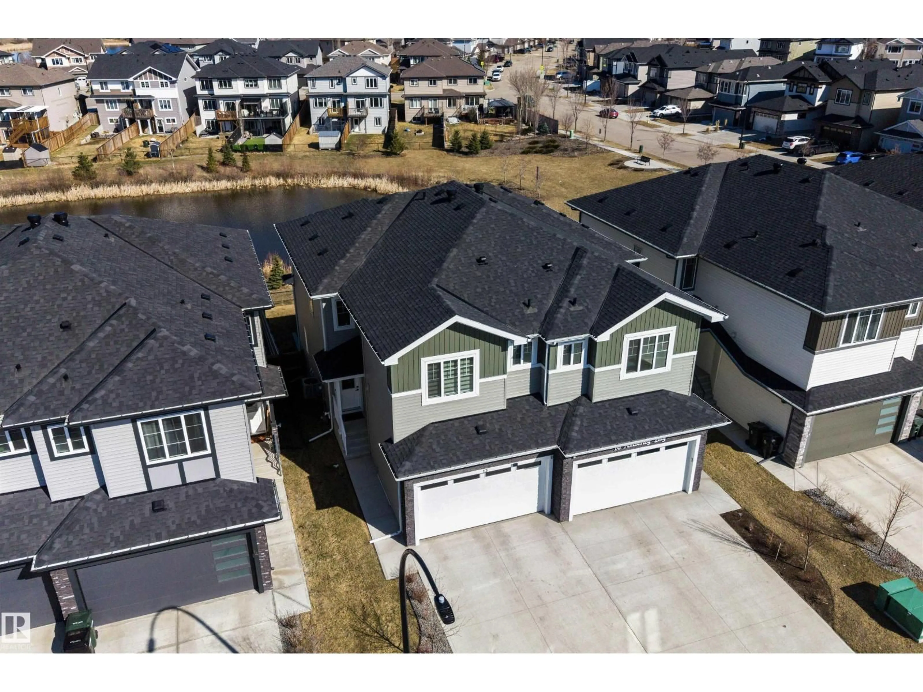 A pic from outside/outdoor area/front of a property/back of a property/a pic from drone, street for 12 AMBERLEY BA, Spruce Grove Alberta T7X2X4