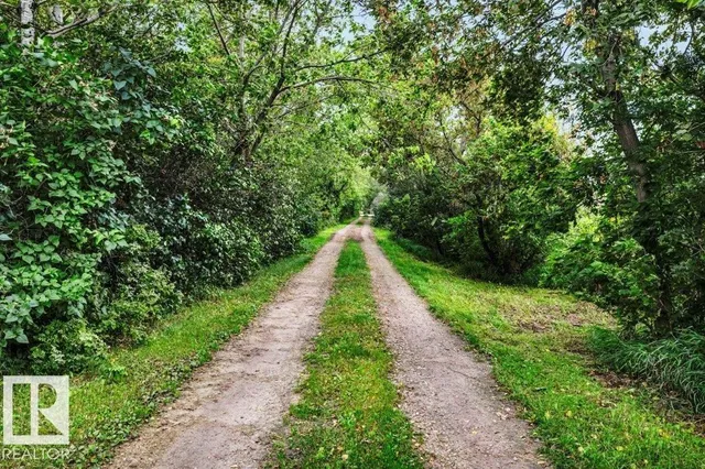 27110 TWP RD 513, Rural Parkland County 5