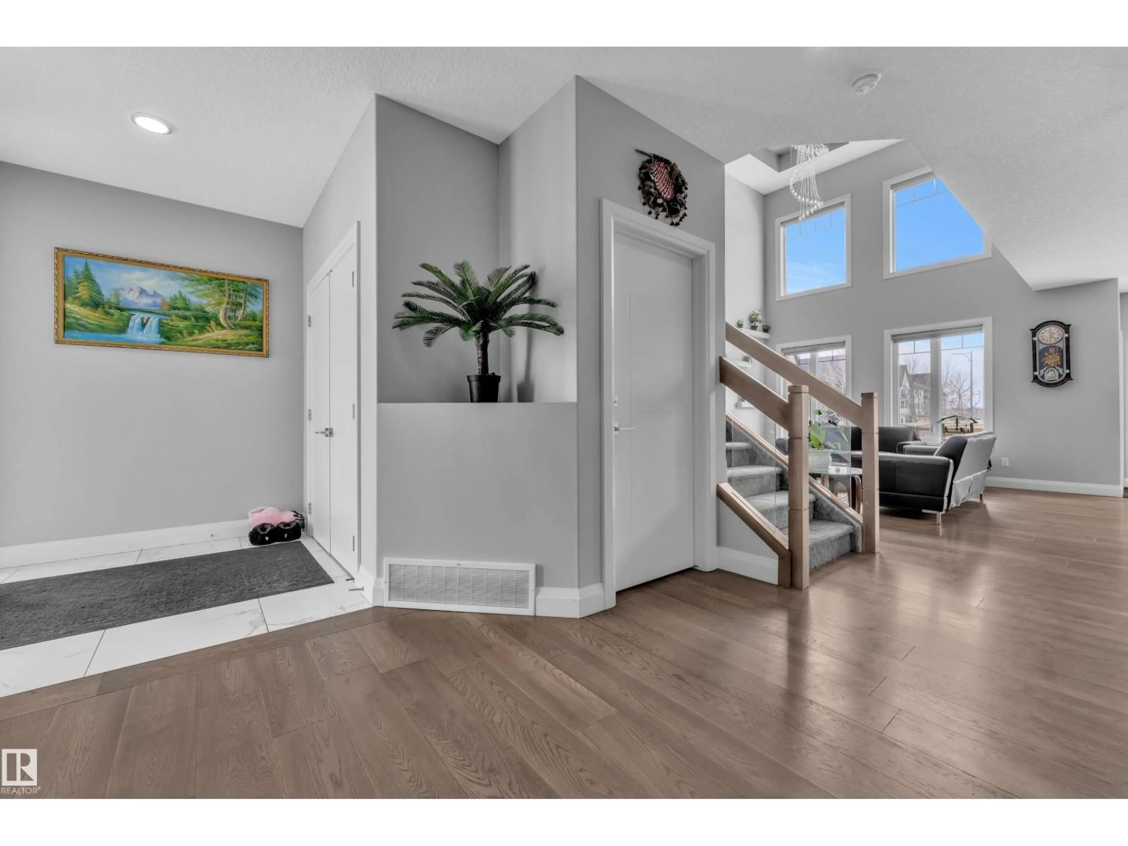 Indoor entryway for 3702 CLAXTON PL, Edmonton Alberta T6W2B5