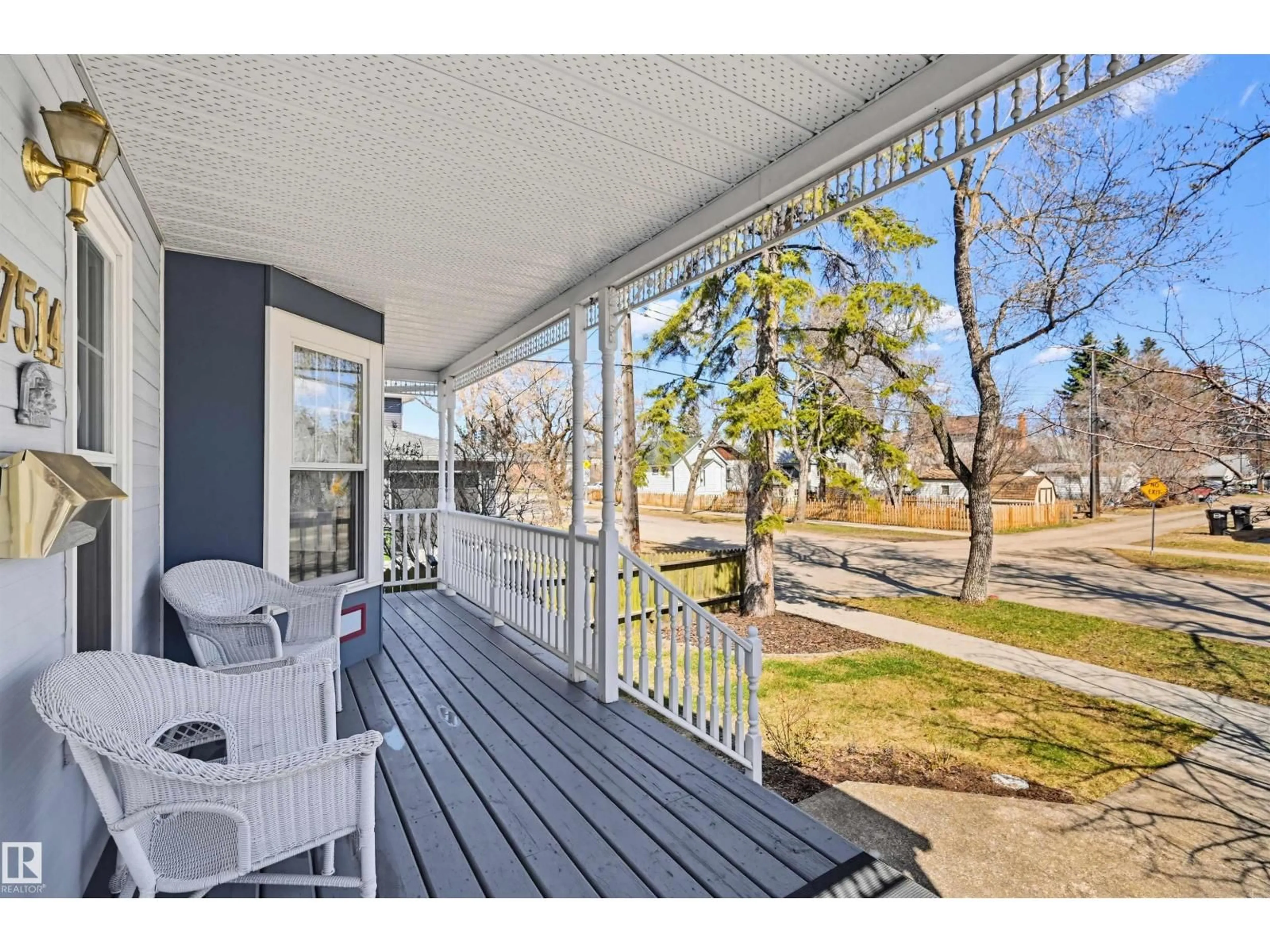 Patio, water/lake/river/ocean view for NW - 7514 105A ST, Edmonton Alberta T6E4V1