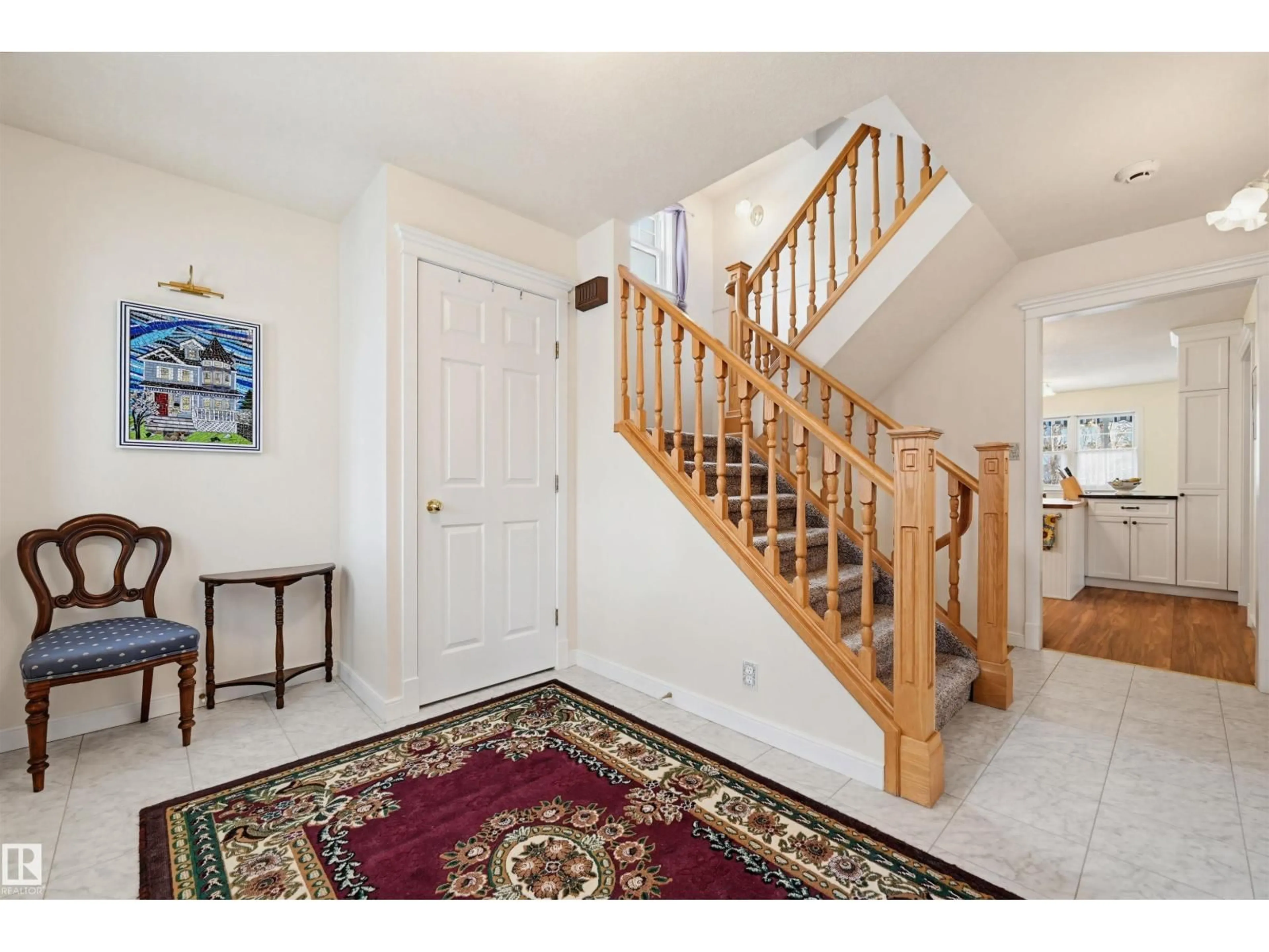 Indoor entryway for NW - 7514 105A ST, Edmonton Alberta T6E4V1