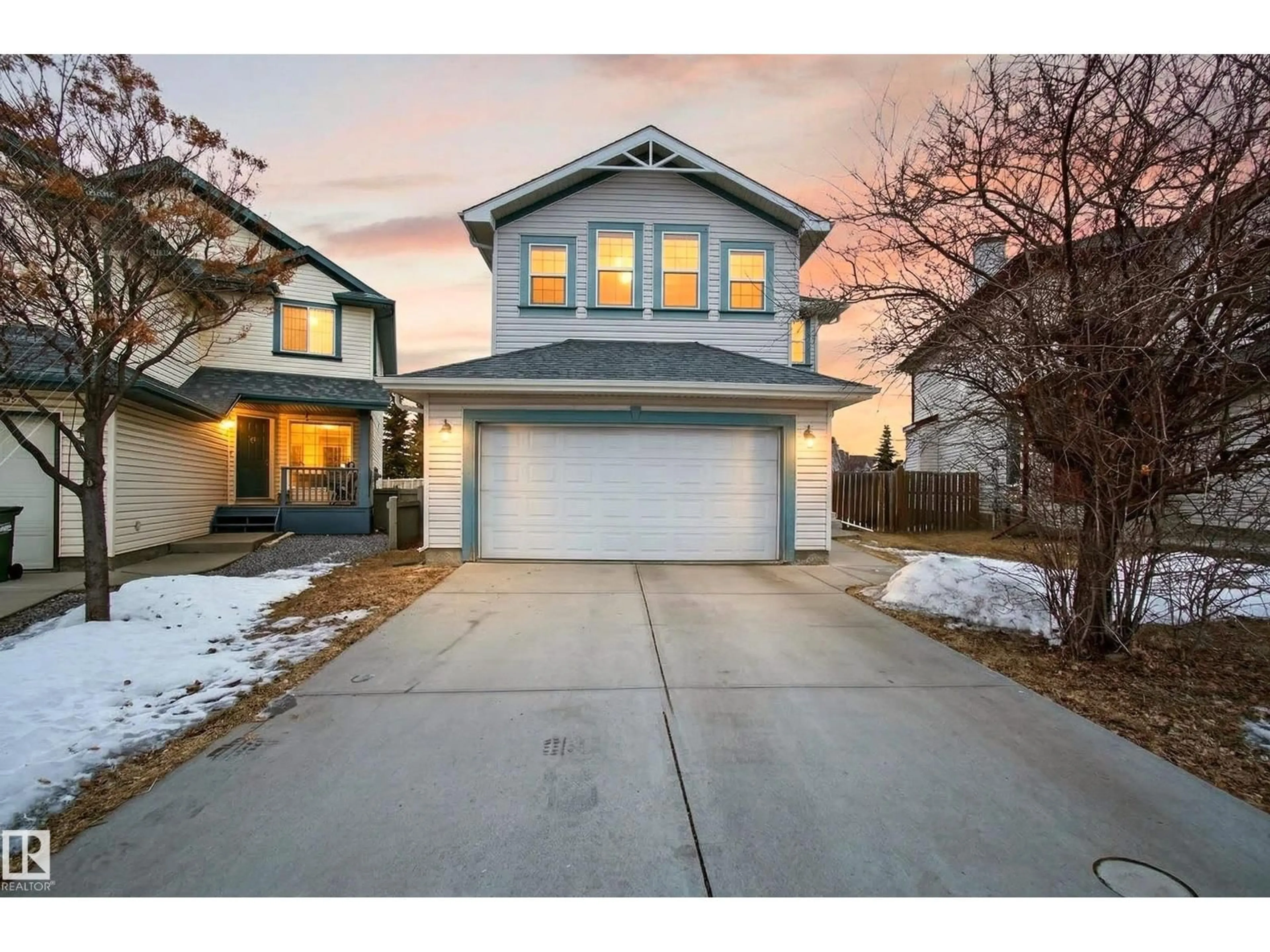 Unknown for 8922 5AV SW, Edmonton Alberta T6X1C9