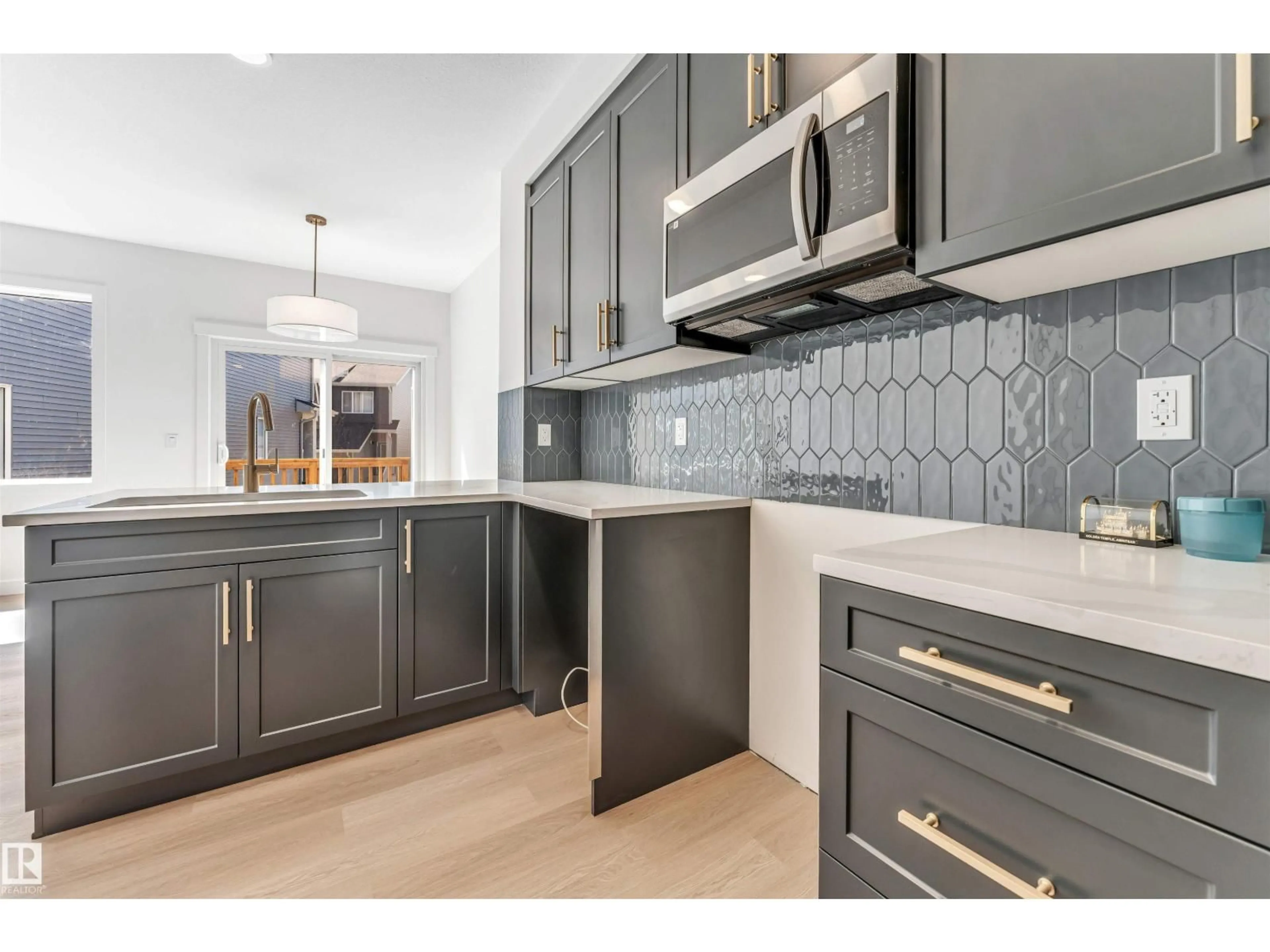 Open concept kitchen, ceramic/tile floor for 48 MATTSON DRIVE SW, Edmonton Alberta T6X1A3