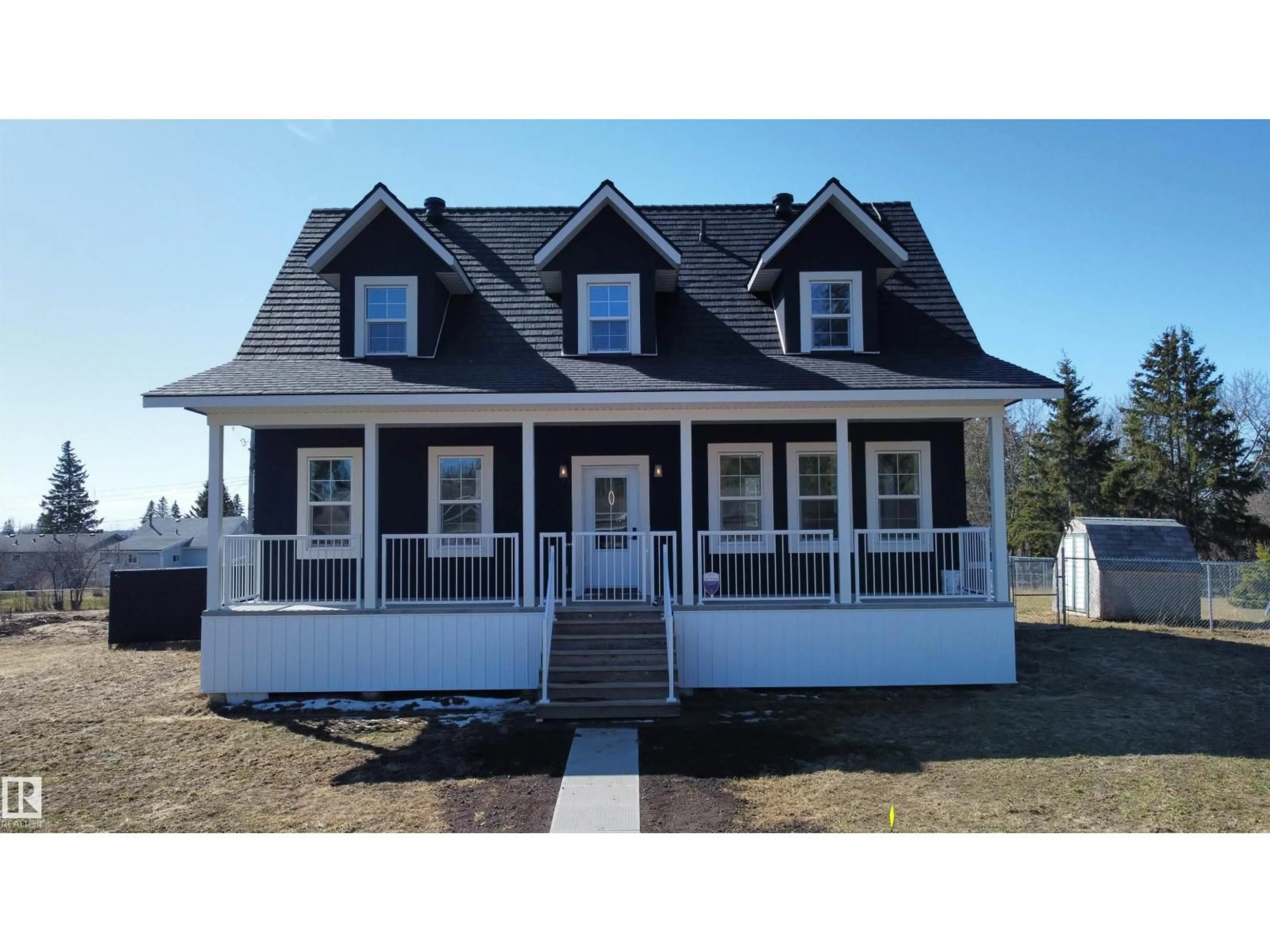 Home with vinyl exterior material, unknown for 5029 54 AV, Wabamun Alberta T0E2K0