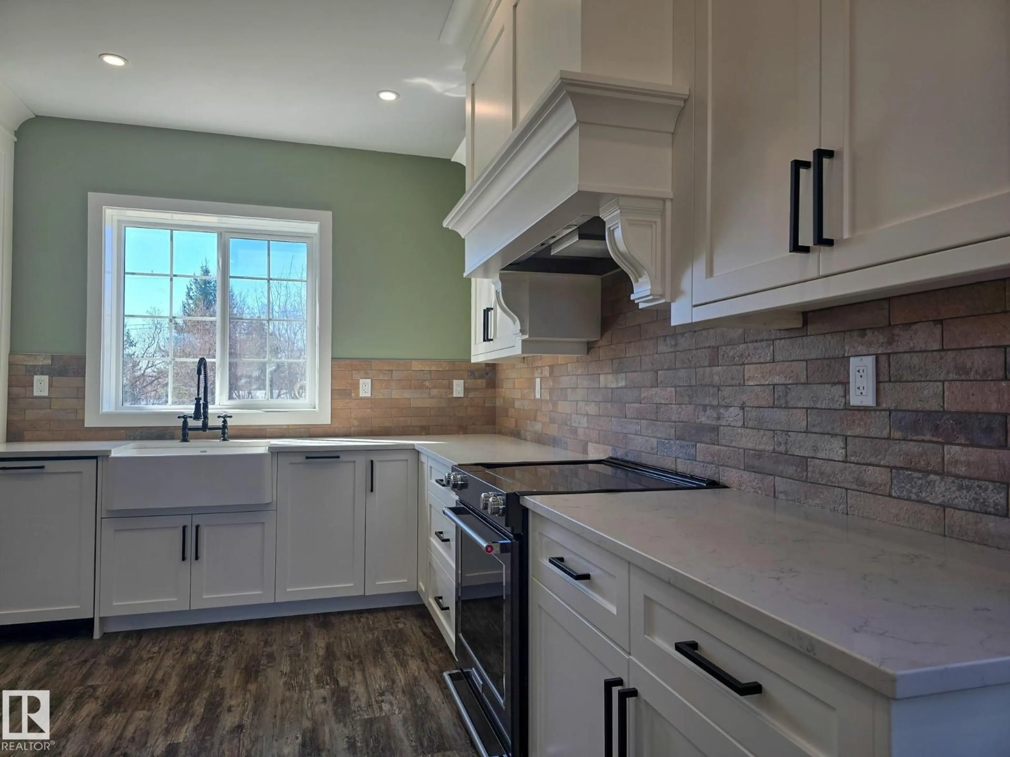 Open concept kitchen, ceramic/tile floor for 5029 54 AV, Wabamun Alberta T0E2K0