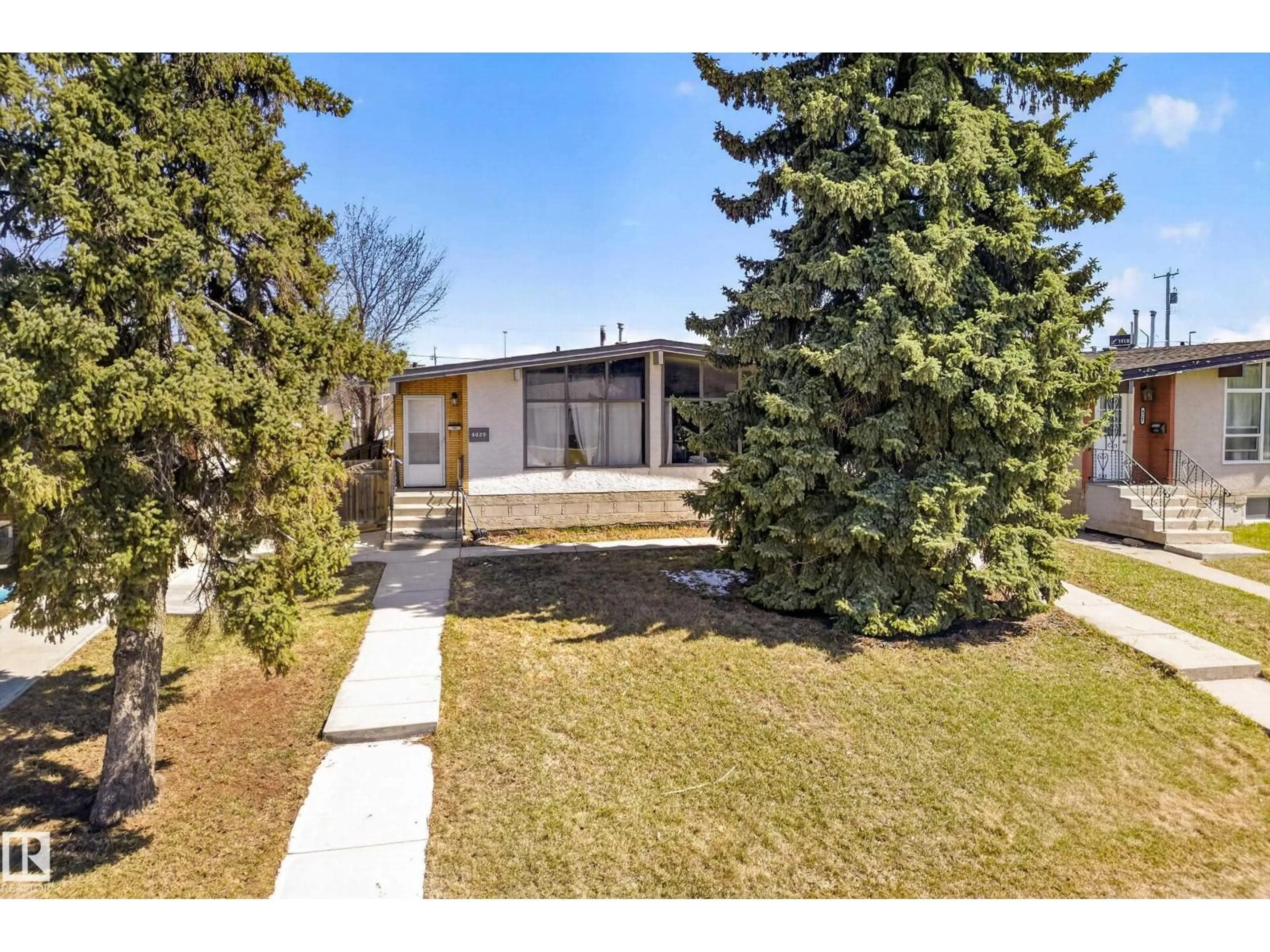 Unknown for 6027 6029 105 ST NW, Edmonton Alberta T6H2N3