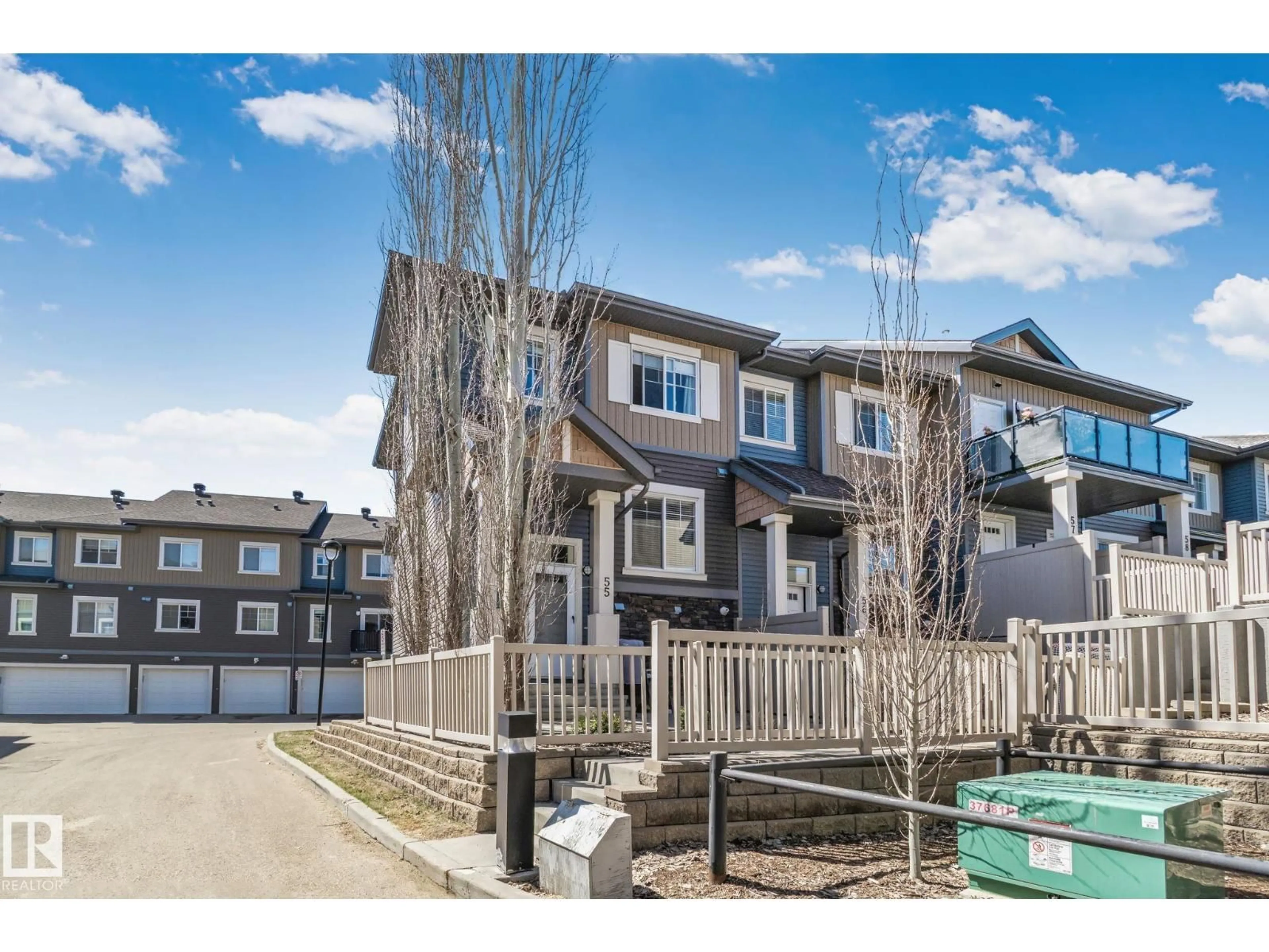 A pic from outside/outdoor area/front of a property/back of a property/a pic from drone, unknown for 55 - 1030 CHAPPELLE BV, Edmonton Alberta T6W2K7