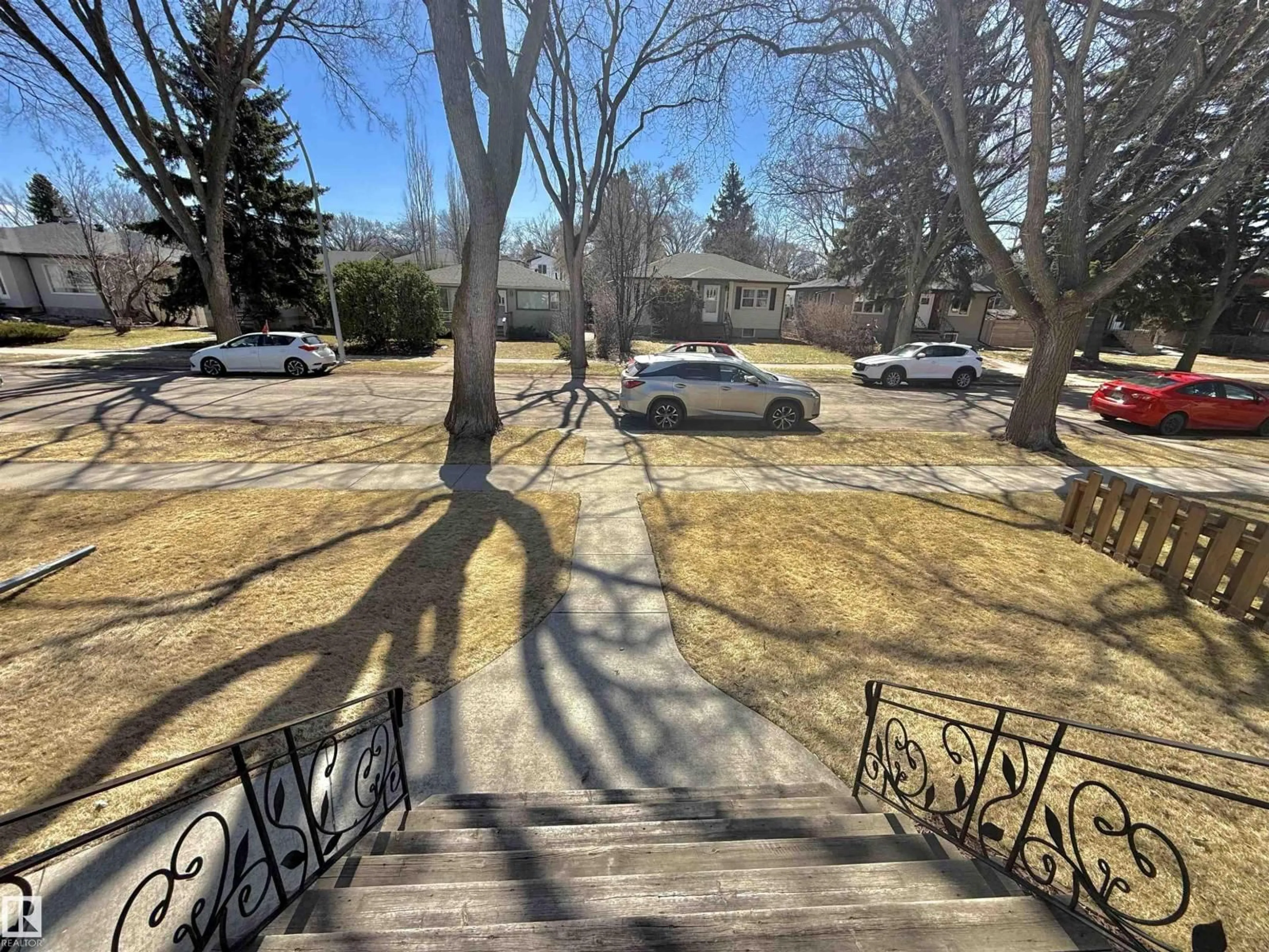 A pic from outside/outdoor area/front of a property/back of a property/a pic from drone, unknown for 9330 72 AV, Edmonton Alberta T6E0V8