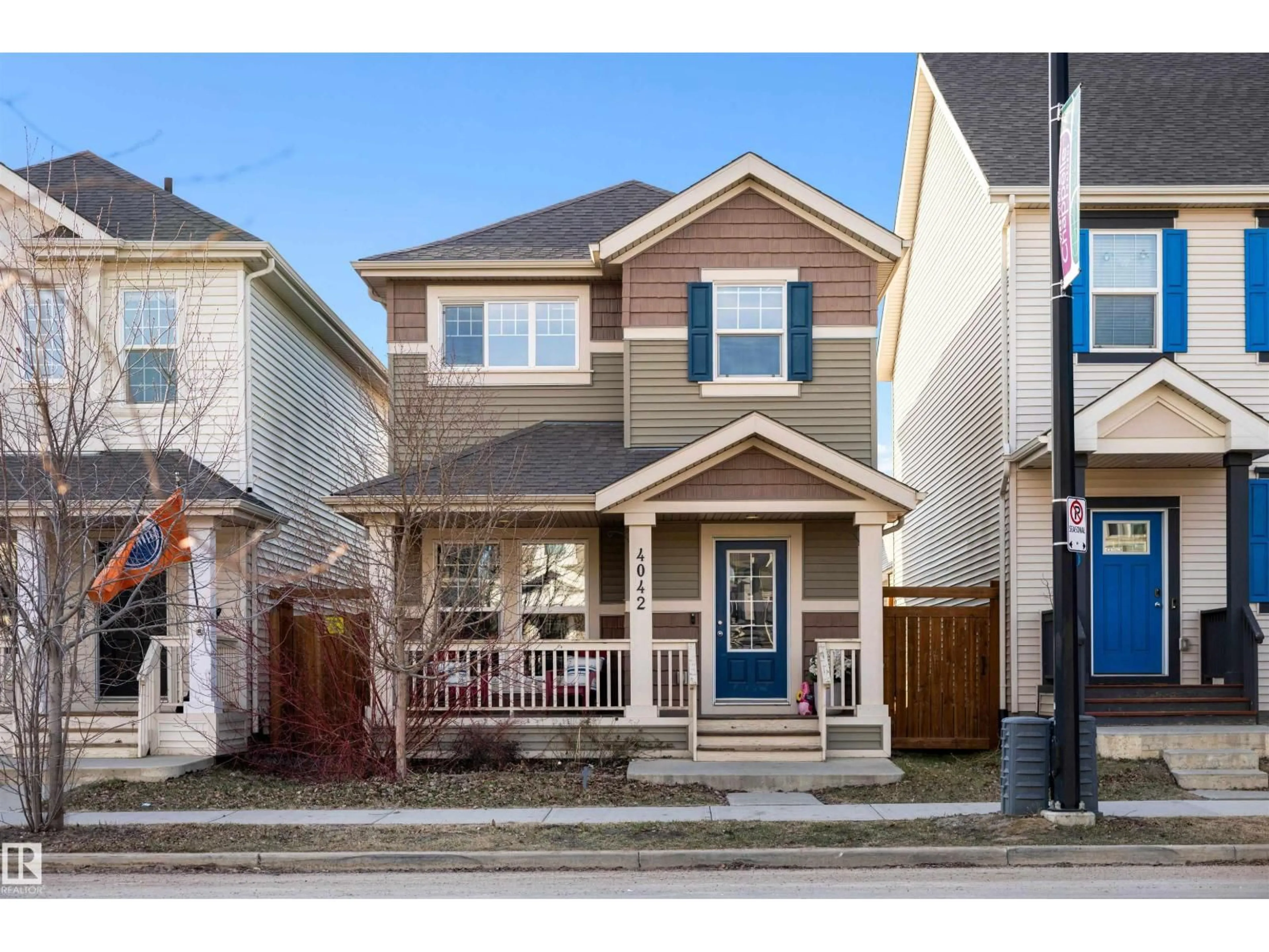 Home with vinyl exterior material, street for GR SW - 4042 CHAPPELLE GREEN, Edmonton Alberta T6W4B4