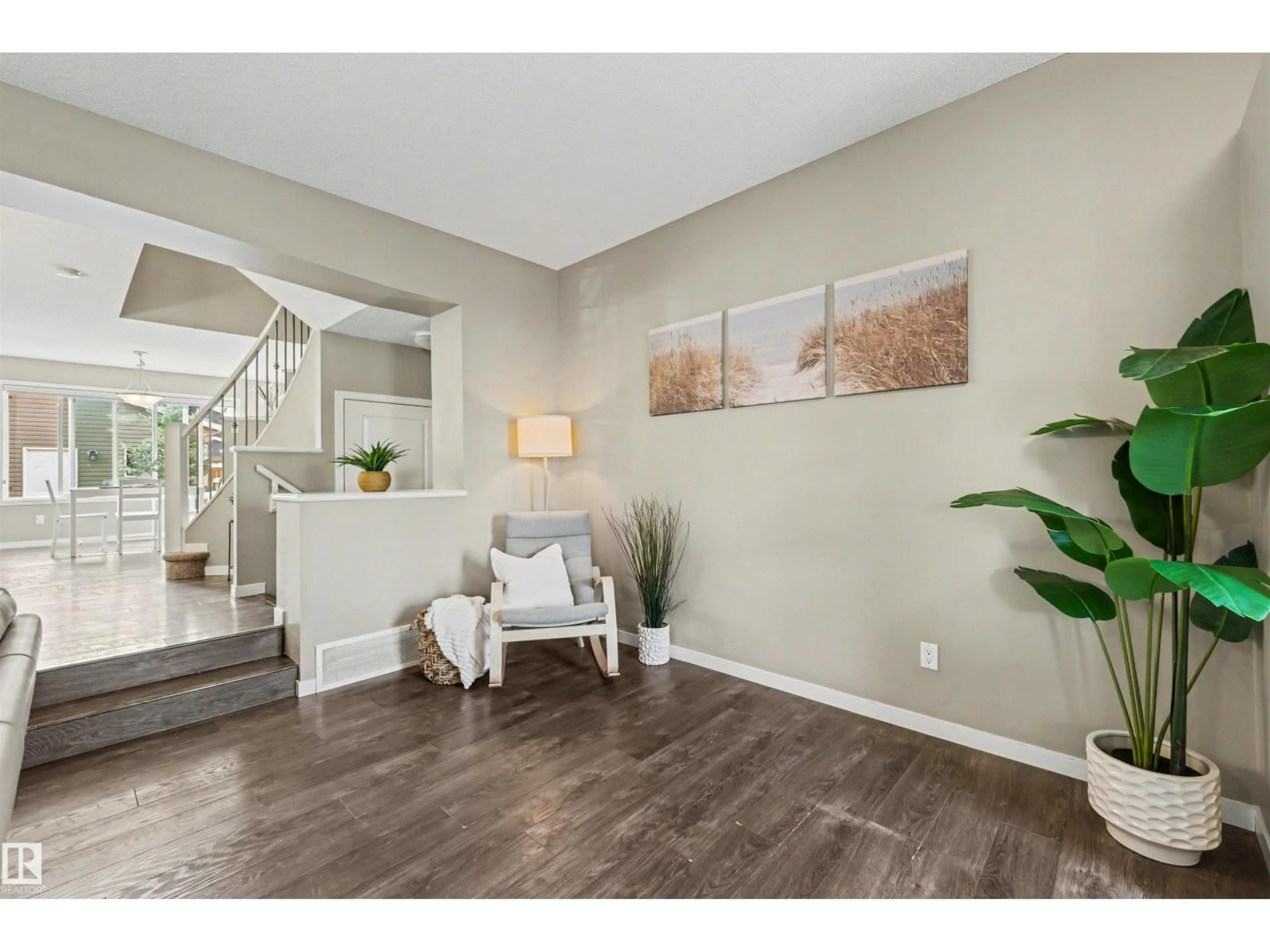 Indoor entryway for GR SW - 4042 CHAPPELLE GREEN, Edmonton Alberta T6W4B4