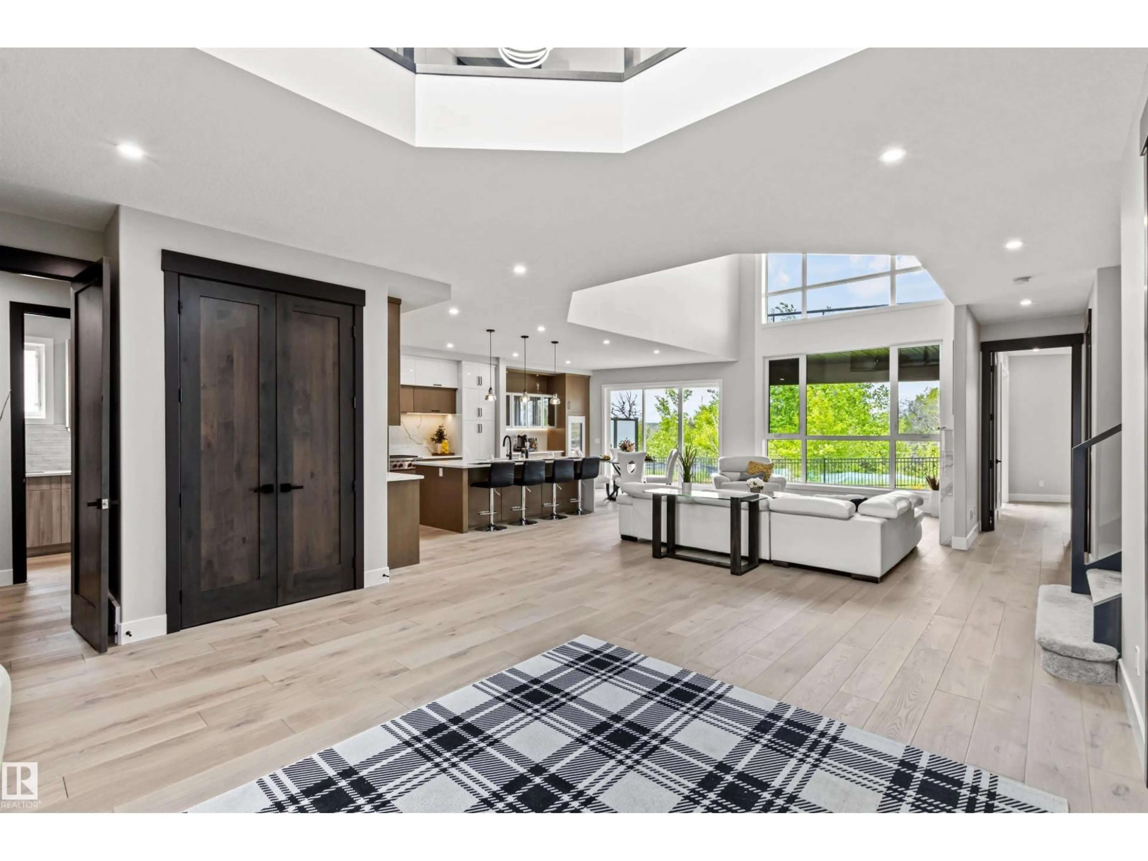Indoor entryway for 4810 KNIGHT CR, Edmonton Alberta T6W5A2