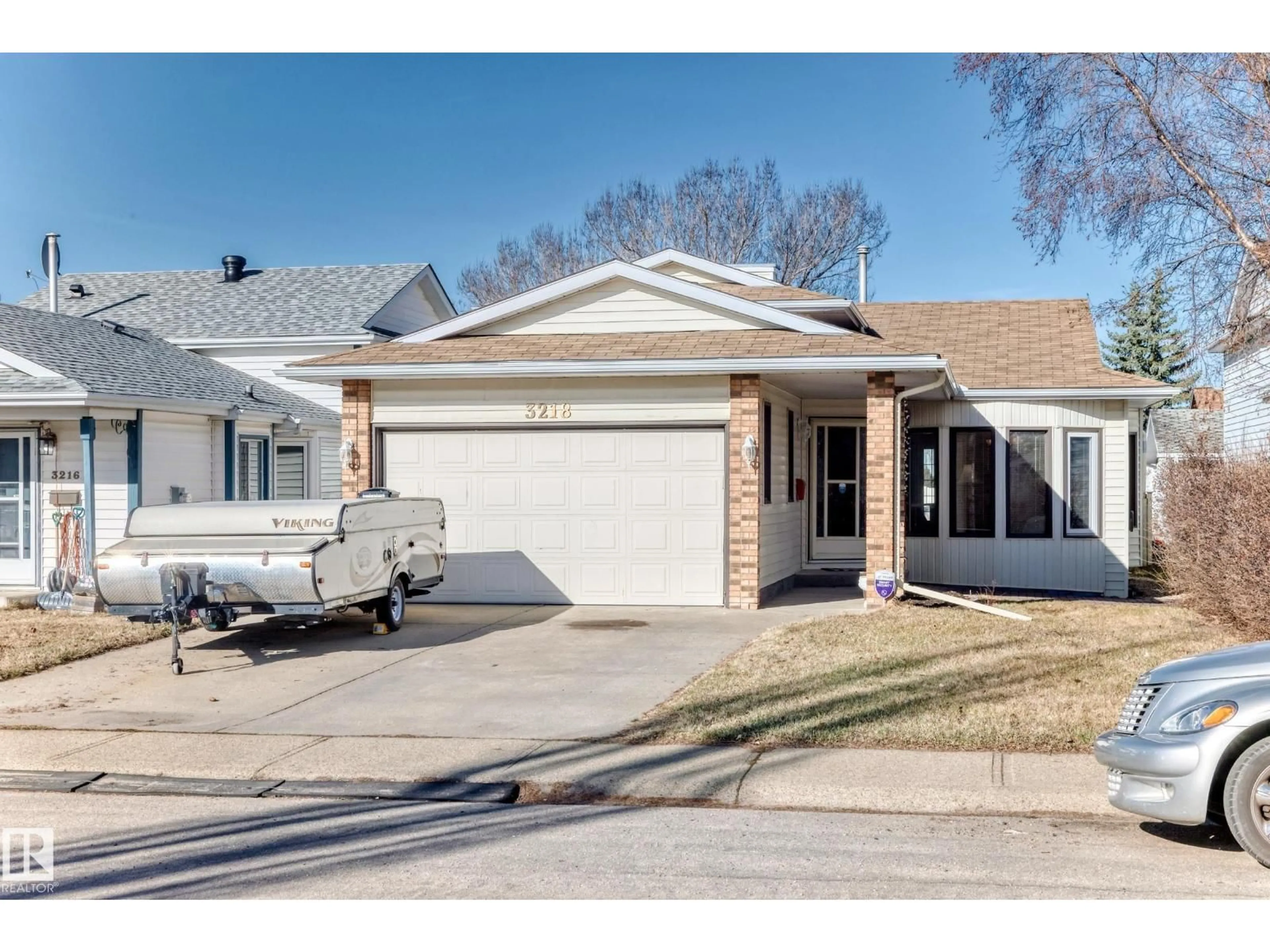 Unknown for 3218 36 ST, Edmonton Alberta T6L4V9
