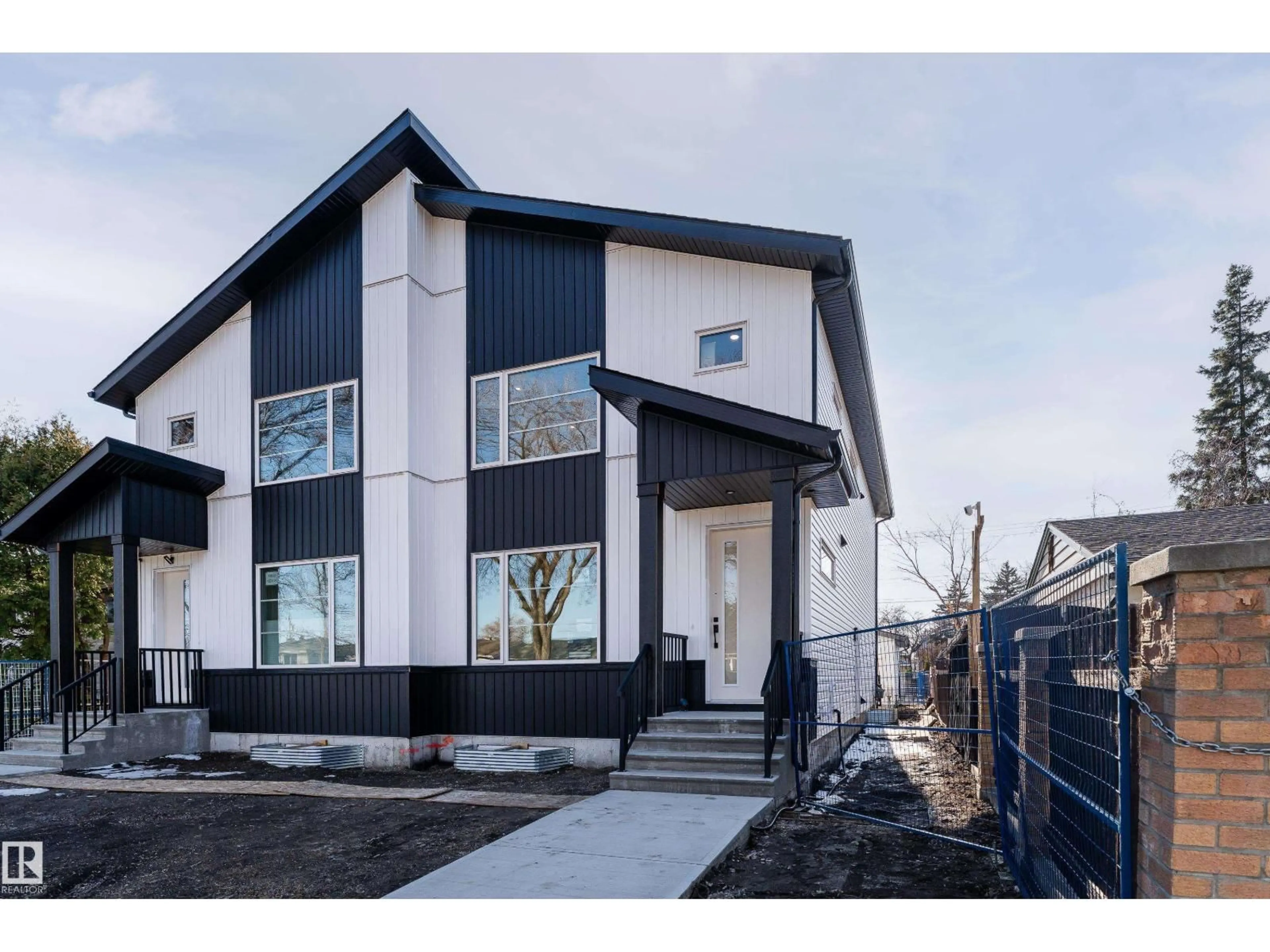 Home with vinyl exterior material, unknown for NW - 13034 123A ST, Edmonton Alberta T5L0L2