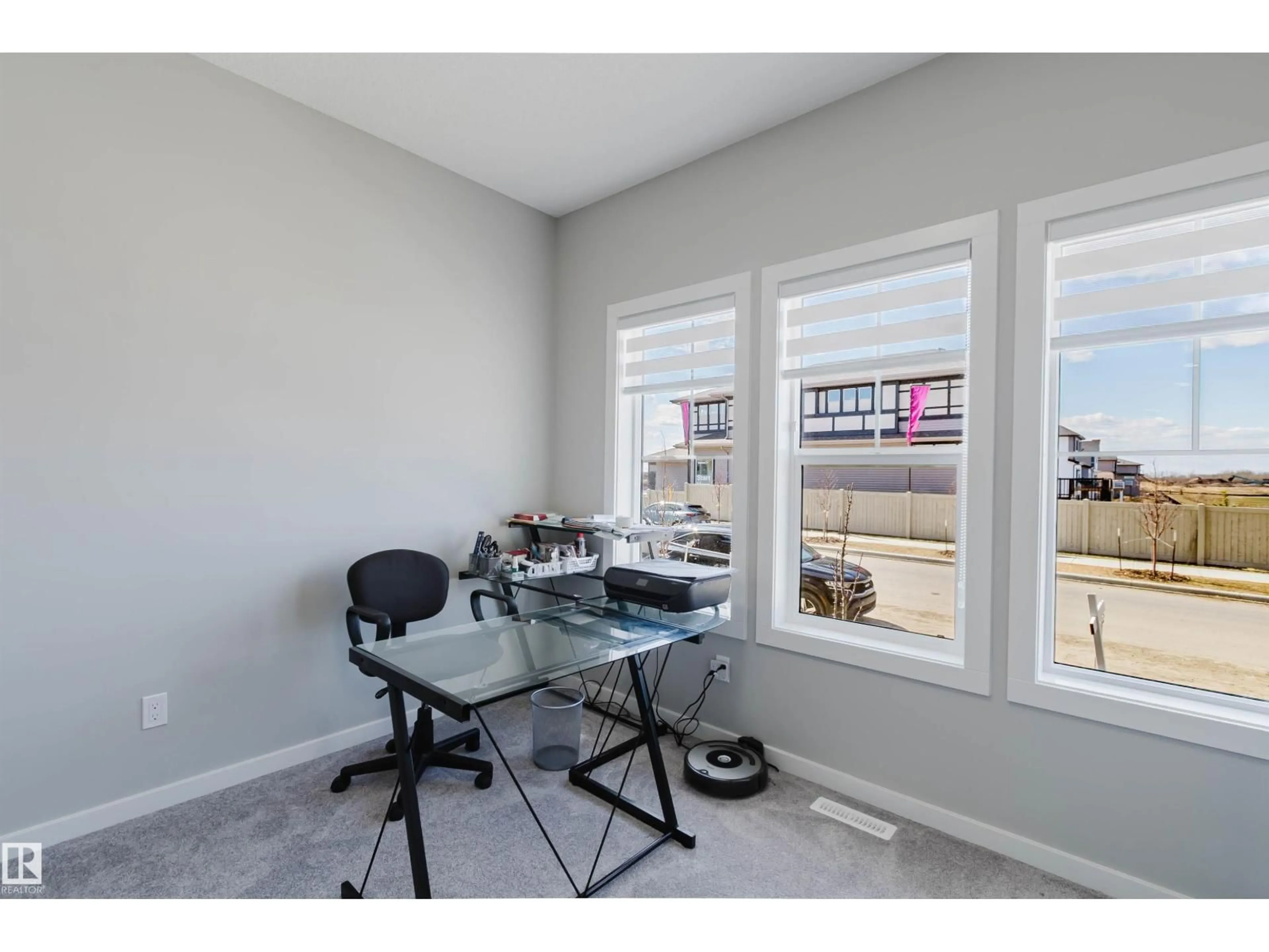 A pic of a room for 343 EDGEMONT DR, Edmonton Alberta T6M3G7