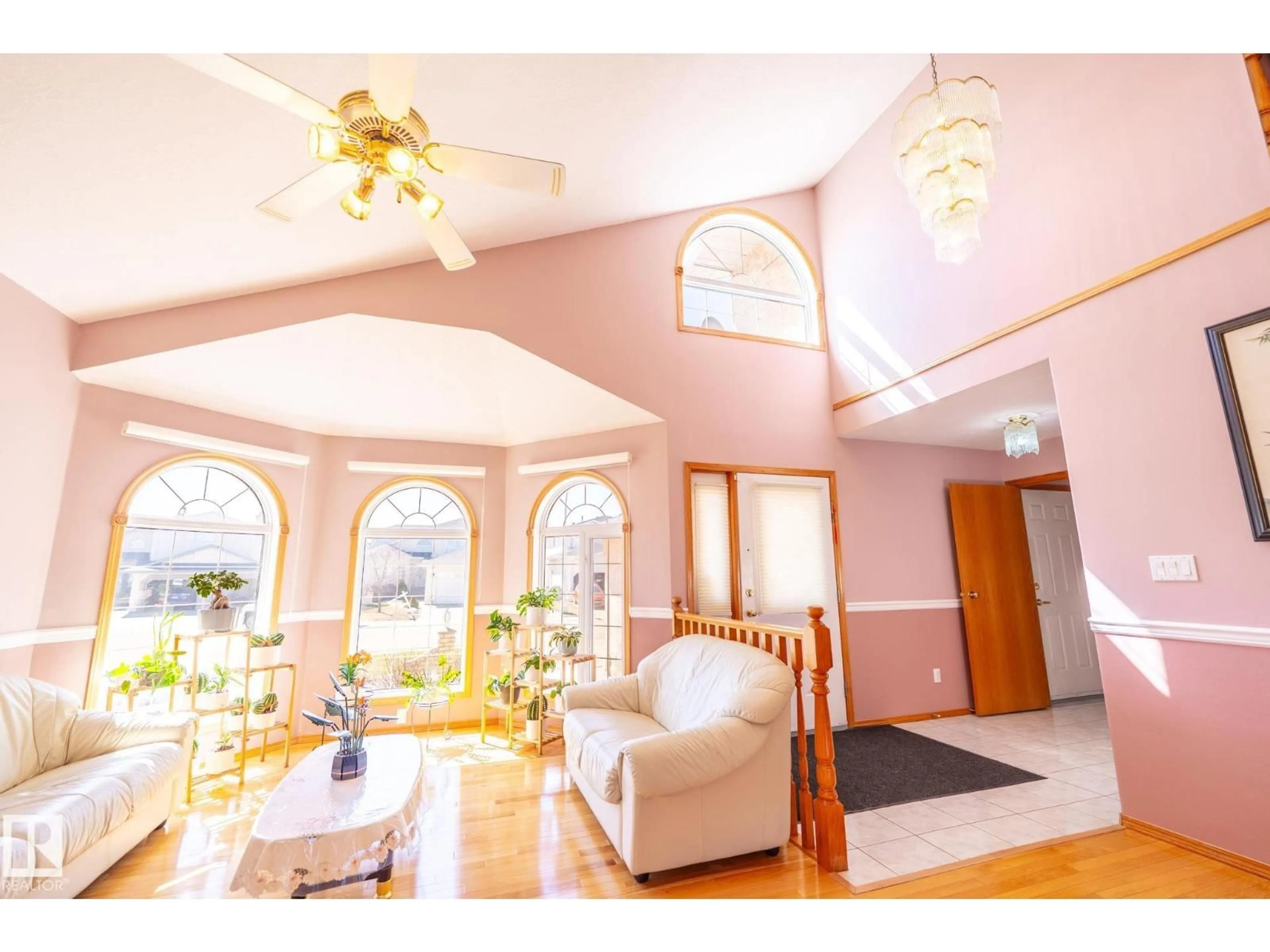 Indoor foyer for 5736 161 AV, Edmonton Alberta T5Y2S9