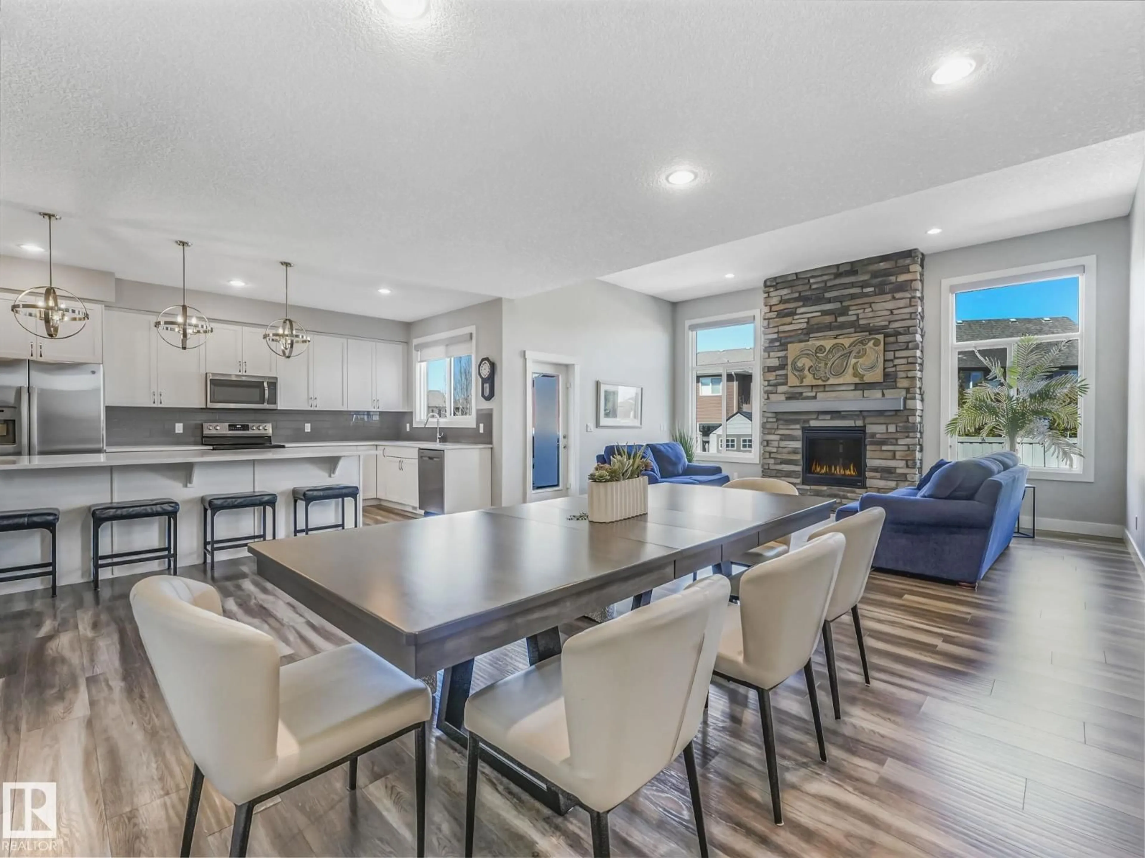 Open concept kitchen, unknown for 4260 CHARLES CL, Edmonton Alberta T6W3H2