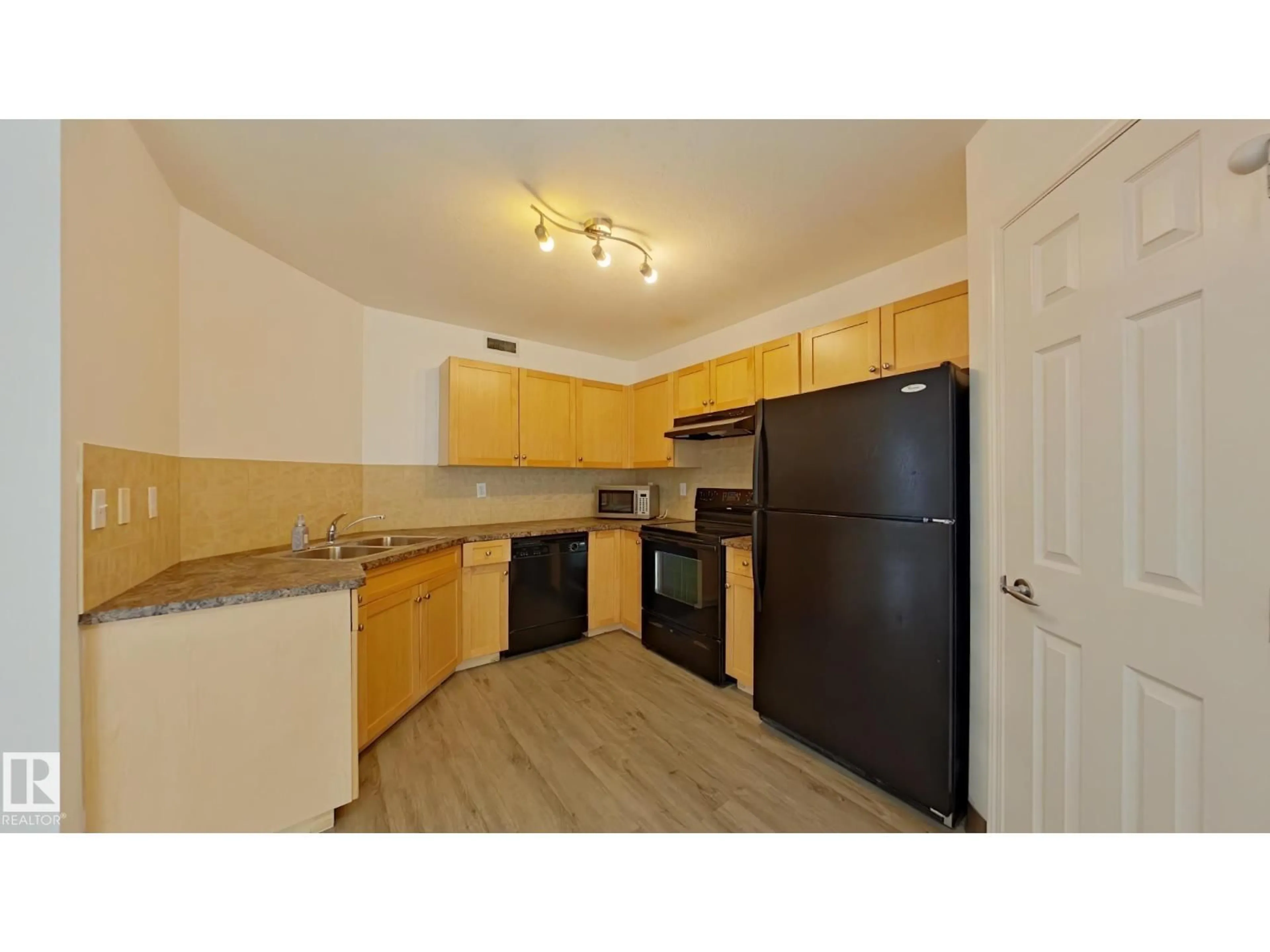 Standard kitchen, unknown for #67 - 150 EDWARDS DR, Edmonton Alberta T6X1M4