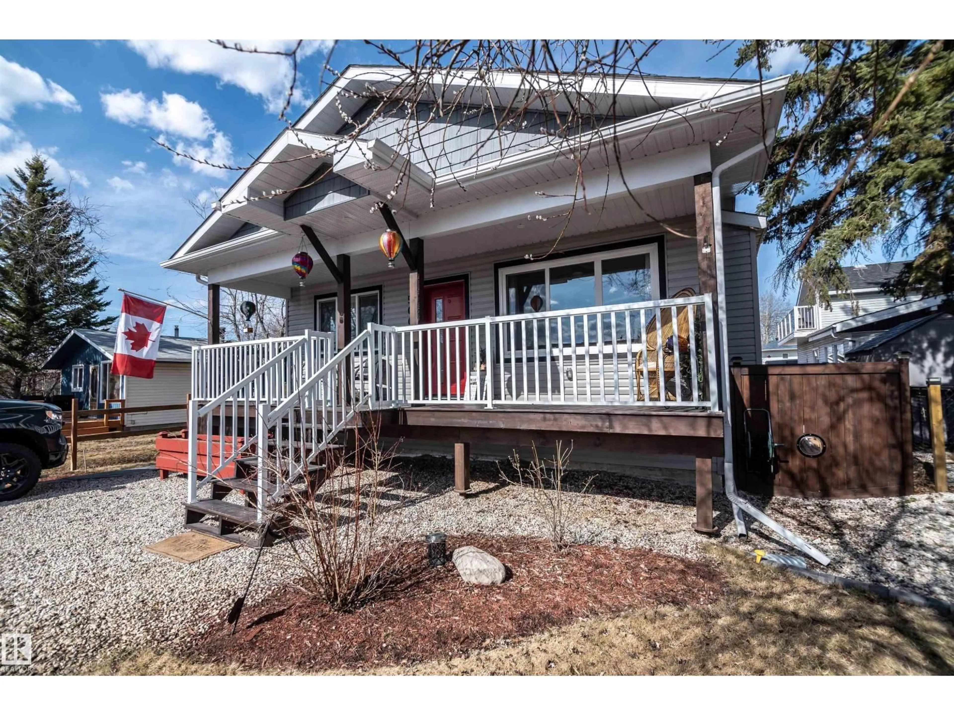 Home with vinyl exterior material, street for 5007 57 ST, Rural Lac Ste. Anne County Alberta T0E0A0