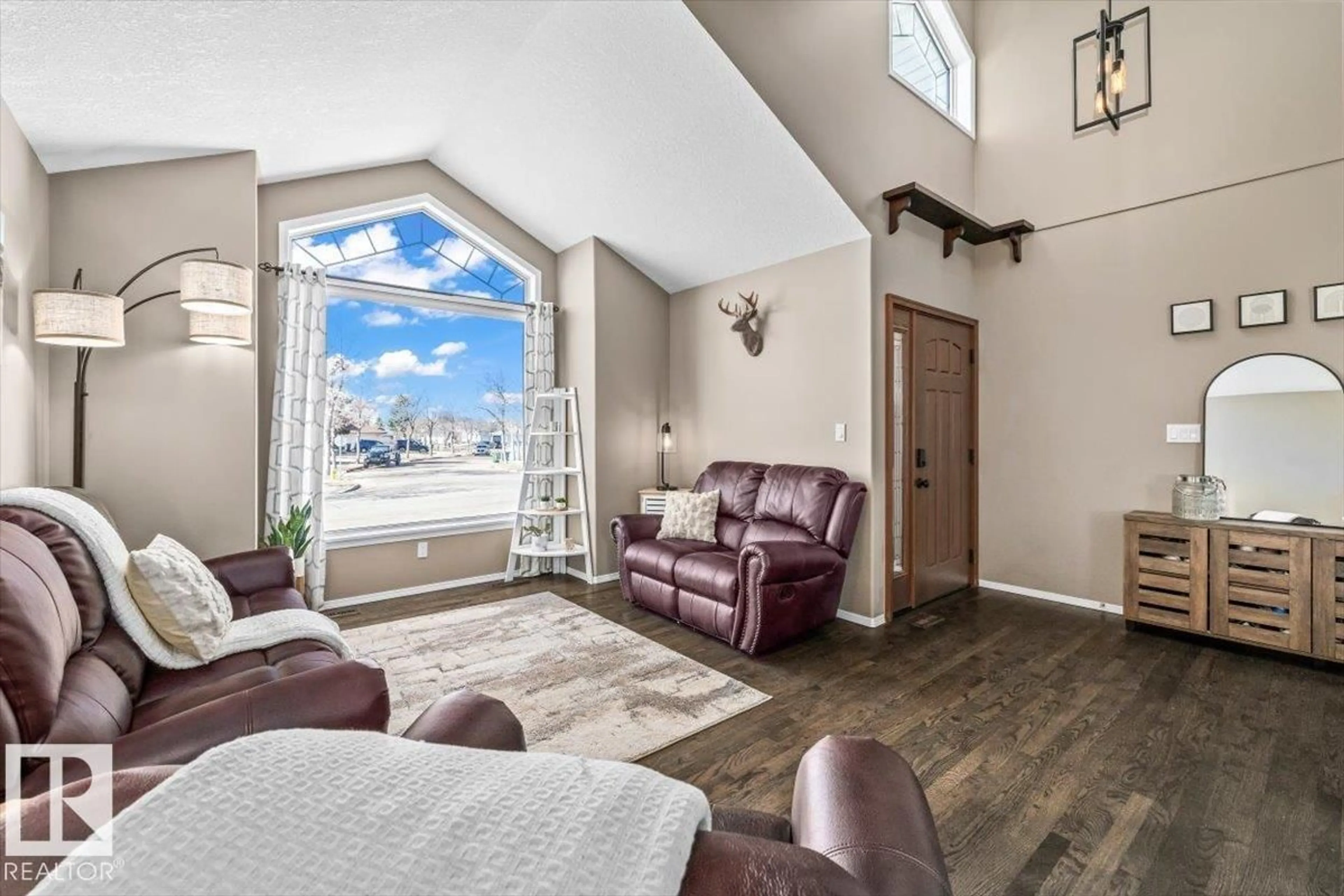 Living room with furniture, unknown for 86 WESTPARK WY, Fort Saskatchewan Alberta T8L3X1