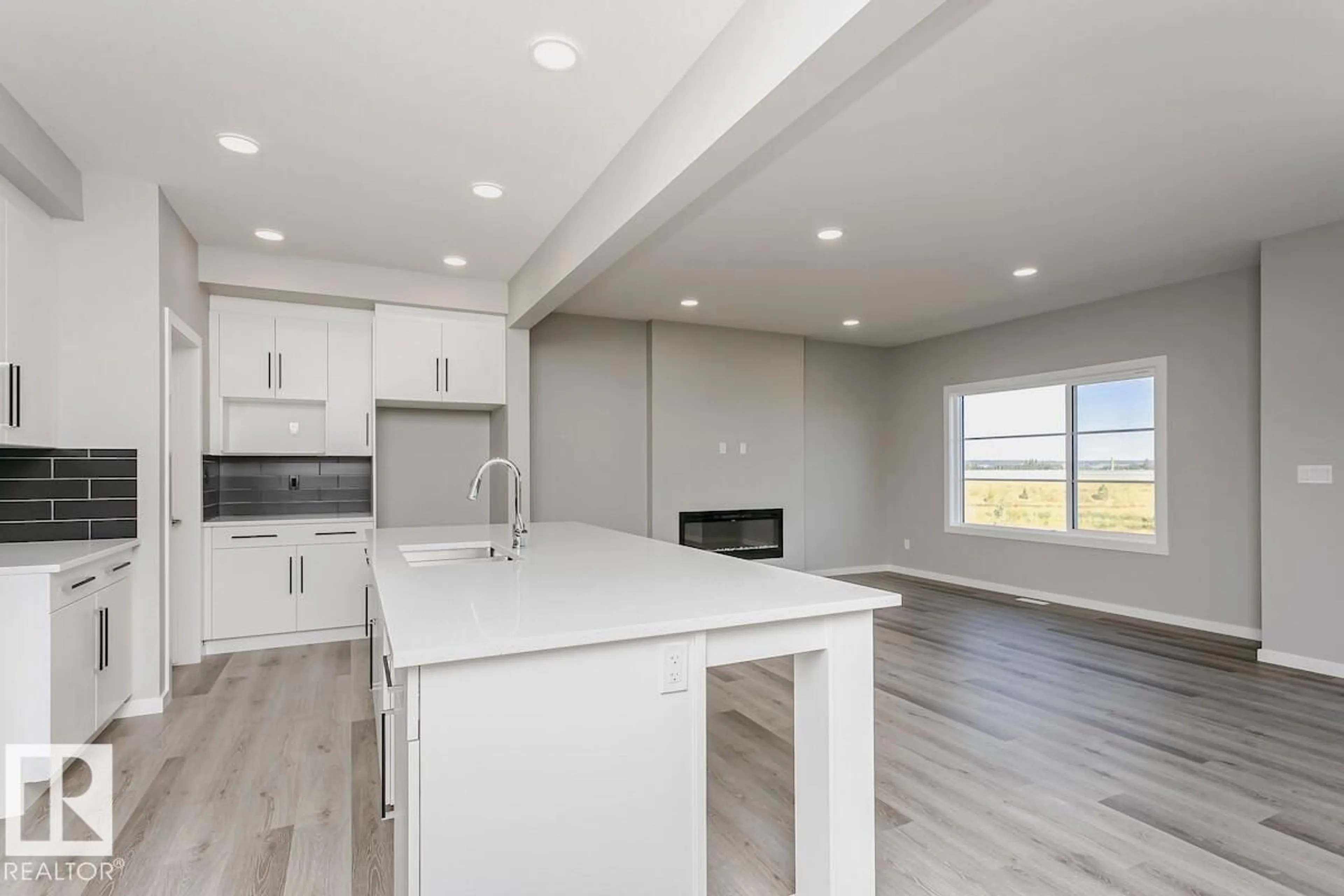 Open concept kitchen, unknown for 50 GAMBEL LO, Spruce Grove Alberta T7X0C9