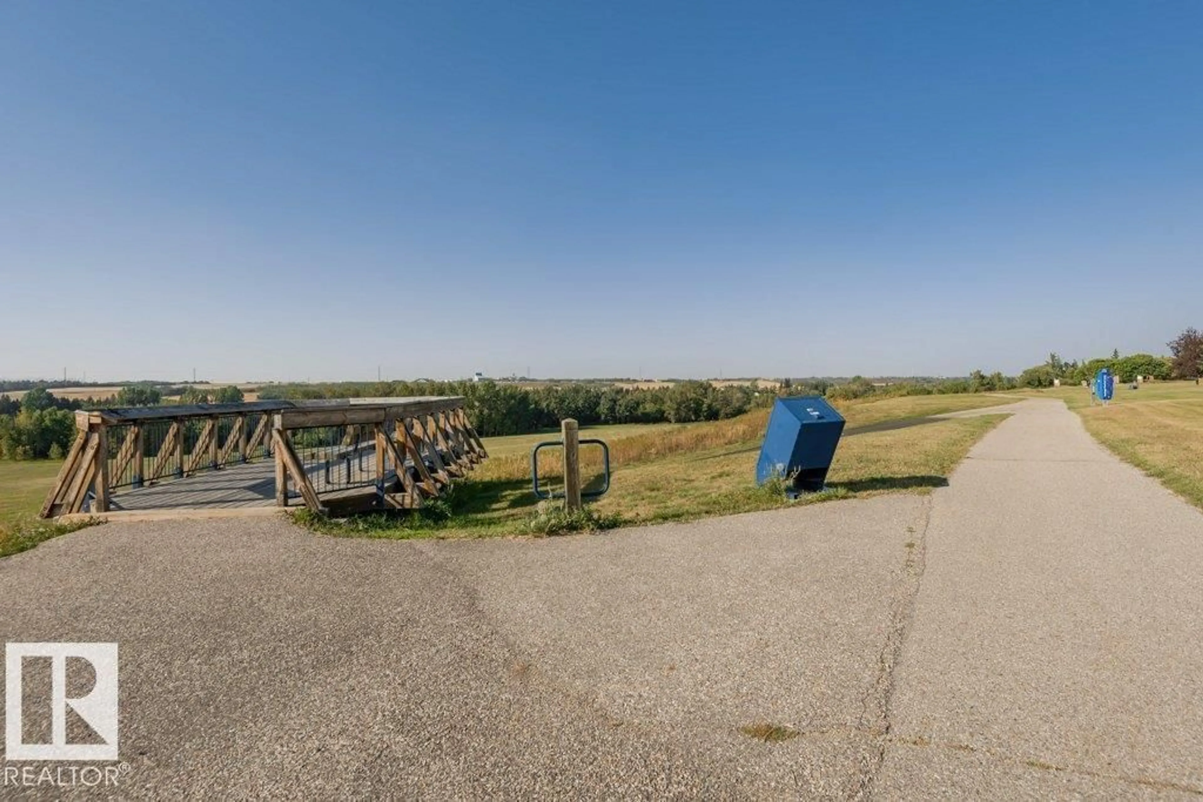 A pic from outside/outdoor area/front of a property/back of a property/a pic from drone, unknown for 208 - 9926 100 AV, Fort Saskatchewan Alberta T8L2N6