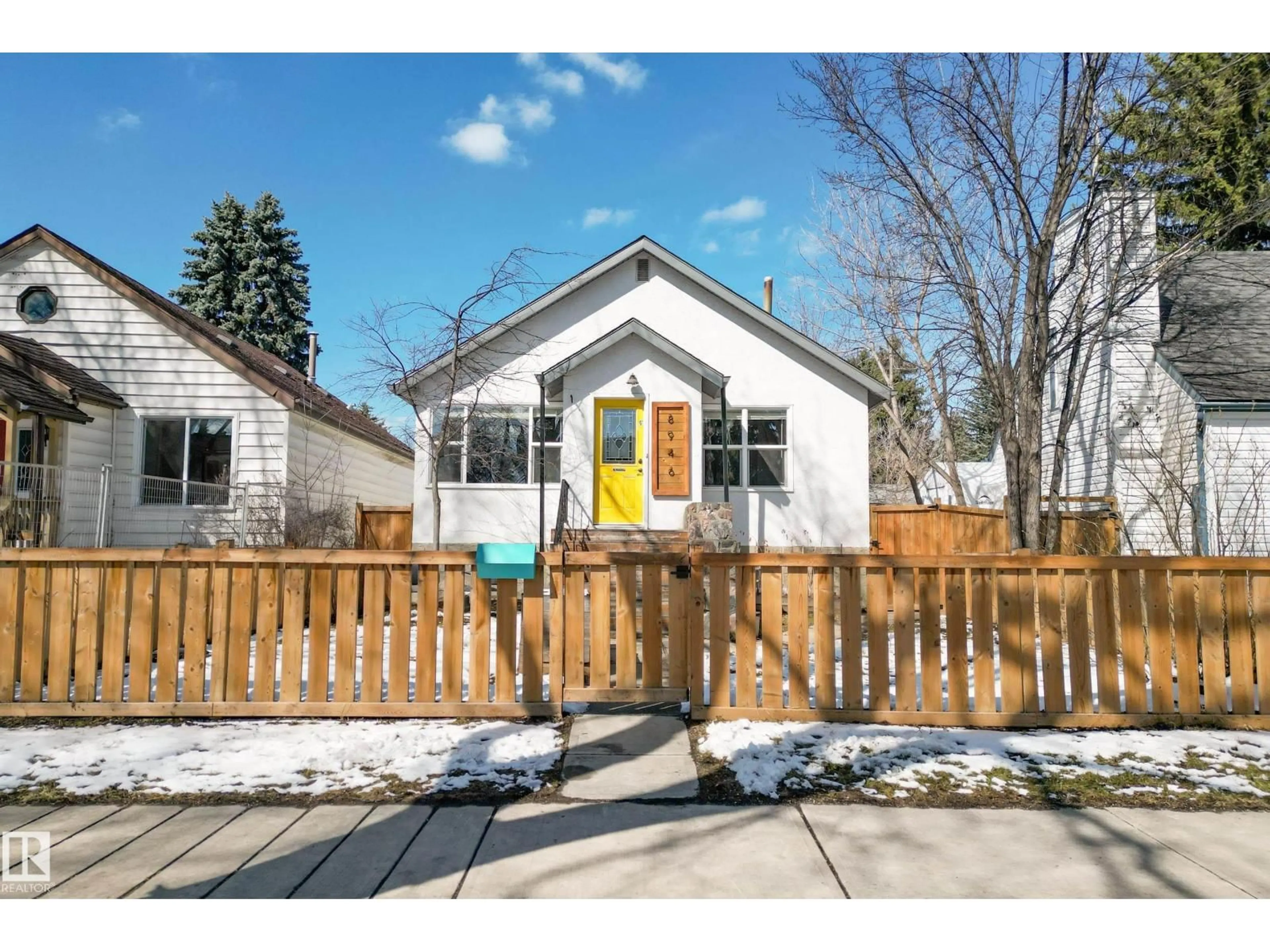 Unknown for 8946 80 AV, Edmonton Alberta T6C0T7