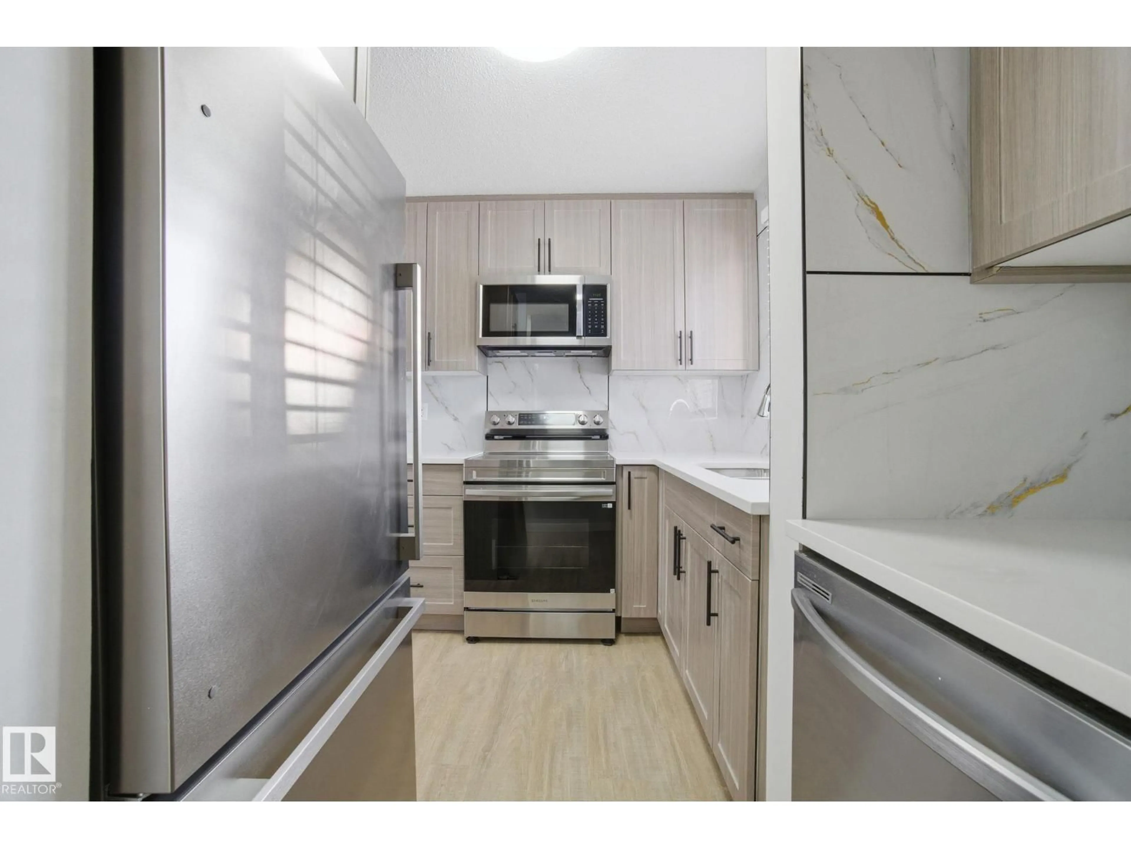 Standard kitchen, unknown for 5538 145 AV, Edmonton Alberta T5A3R3