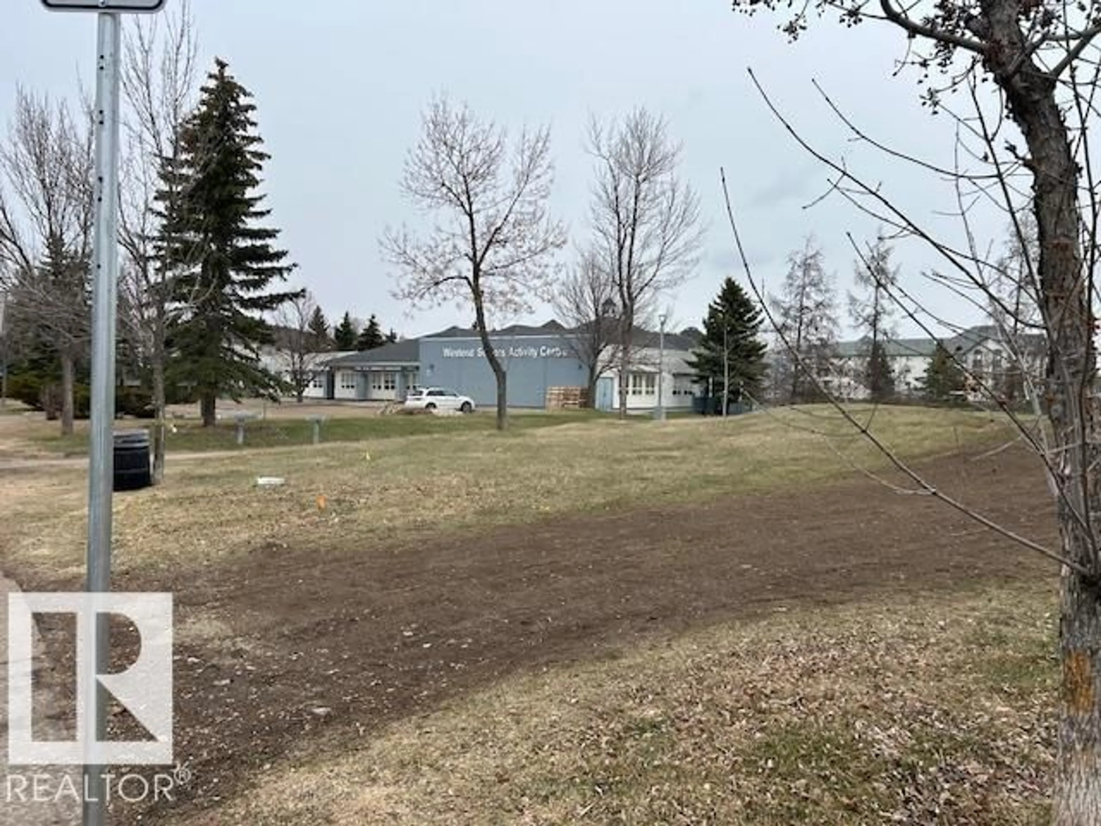 A pic from outside/outdoor area/front of a property/back of a property/a pic from drone, water/lake/river/ocean view for 9630 - 50 176 ST NW, Edmonton Alberta T5T6E1