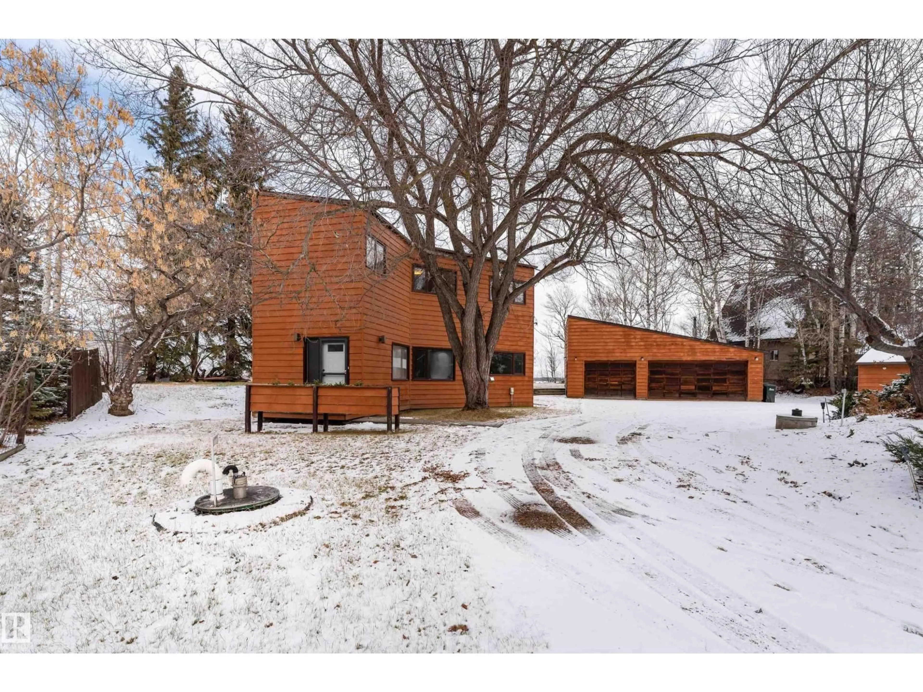 Home with brick exterior material, street for 209 - 51268 RGE ROAD 204, Rural Strathcona County Alberta T8G1E9