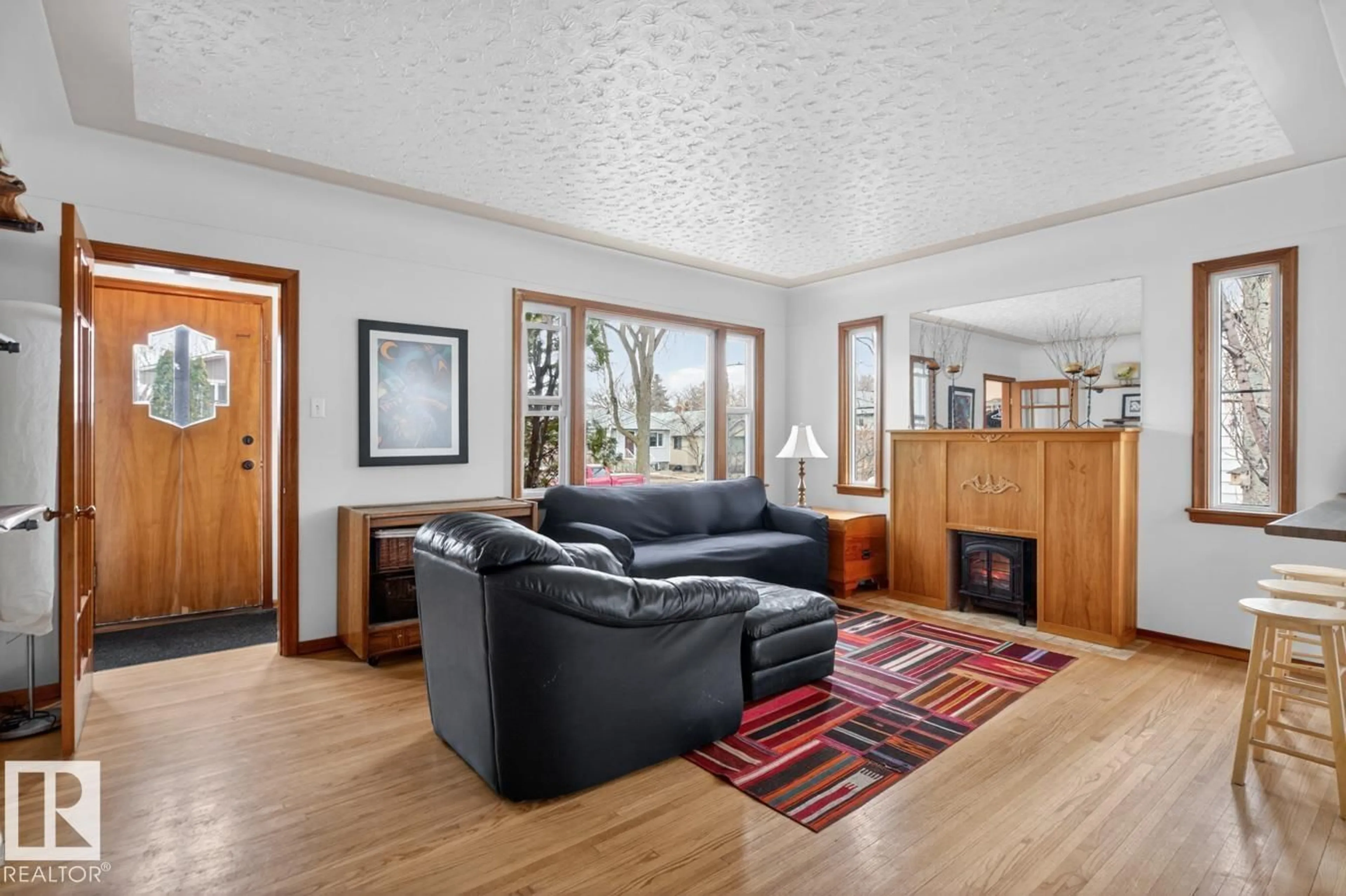 Living room with furniture, unknown for NW - 12130 60 ST, Edmonton Alberta T5W2E9
