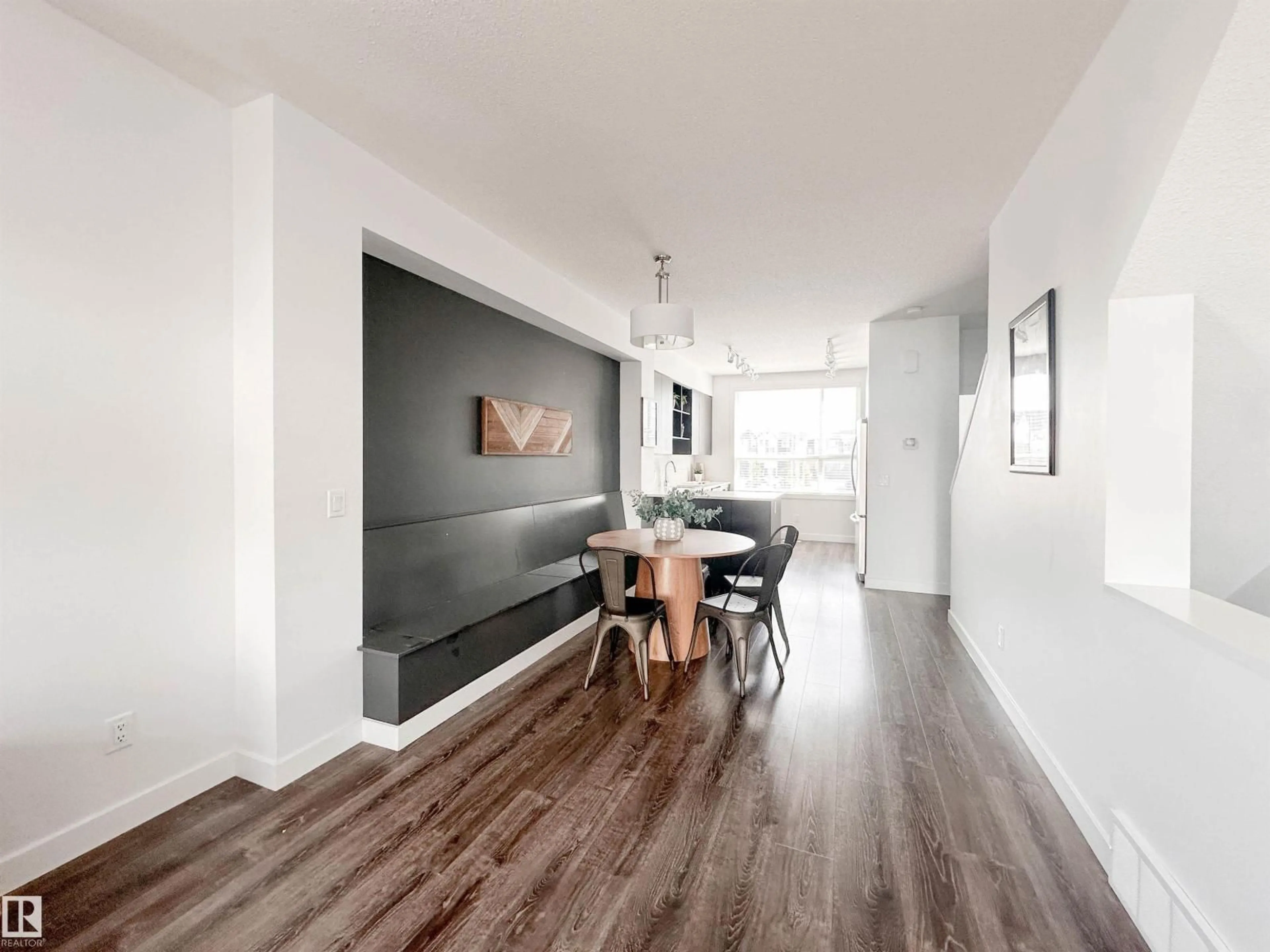 Unknown for 21 - 100 JENSEN LAKES BV, St. Albert Alberta T8N7T9