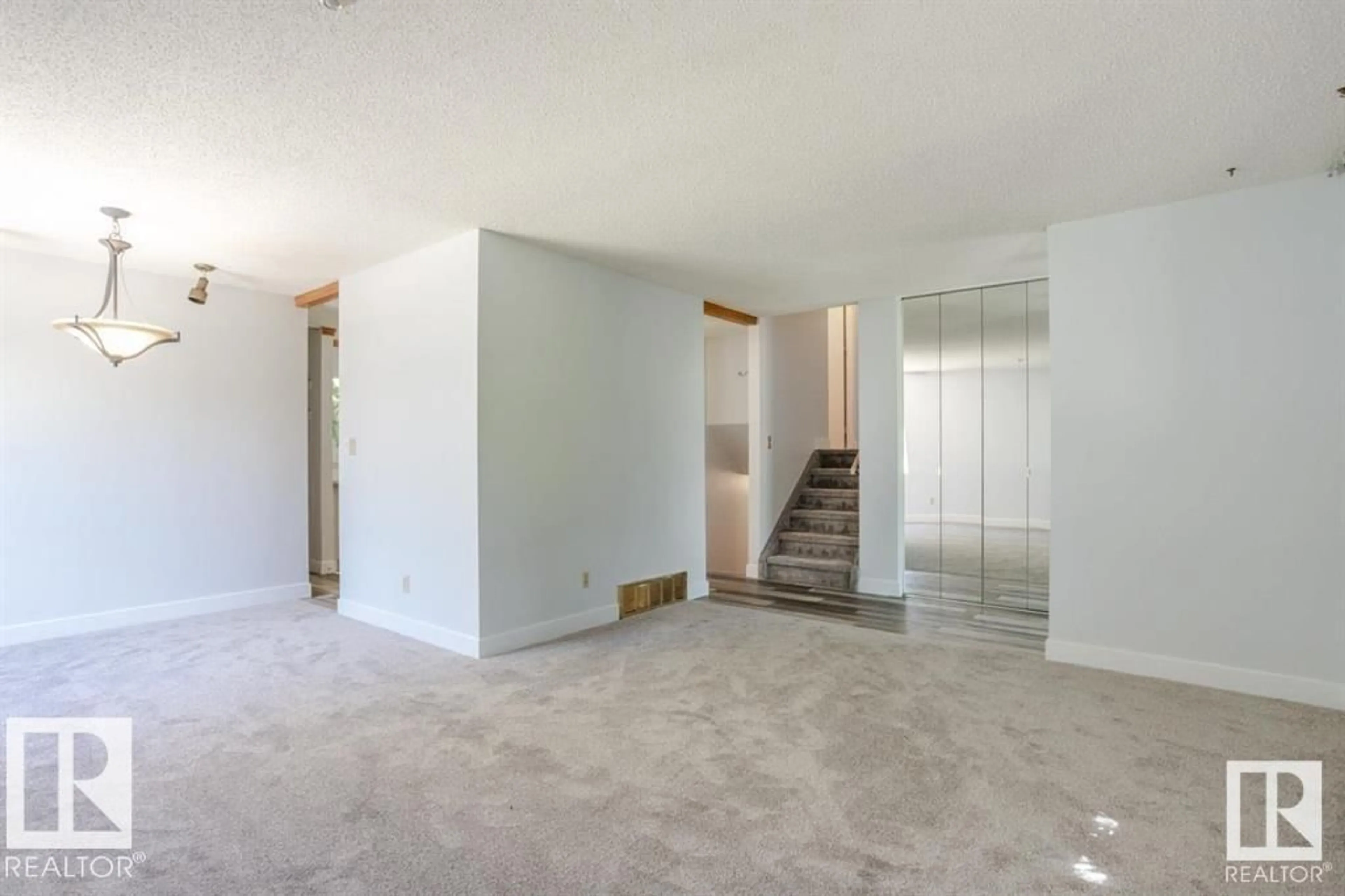 A pic of a room for 5718 GARDEN MEADOWS DRIVE, Wetaskiwin Alberta T9A2L6