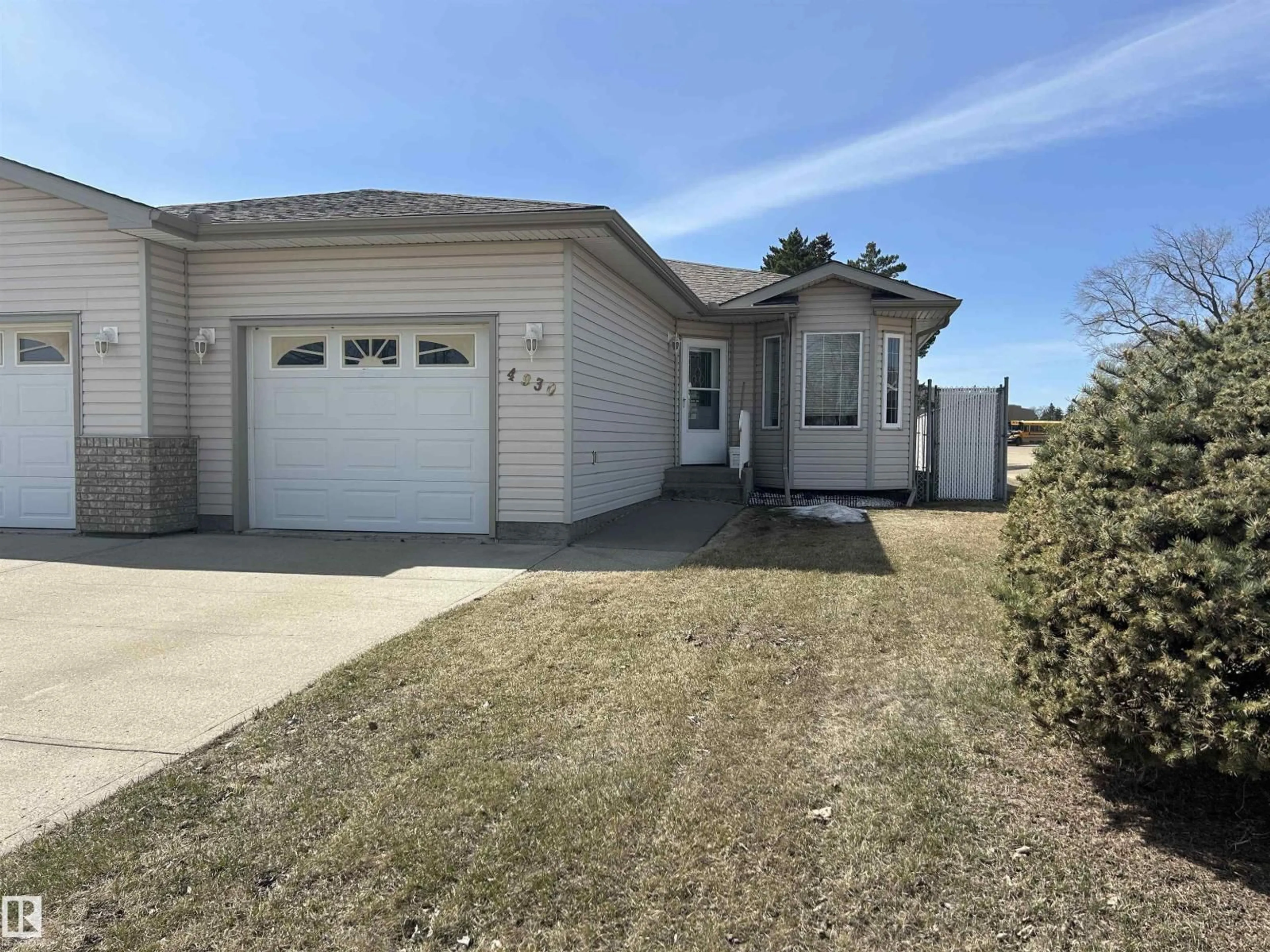Unknown for 4930 50 ST, Redwater Alberta T0A2W0