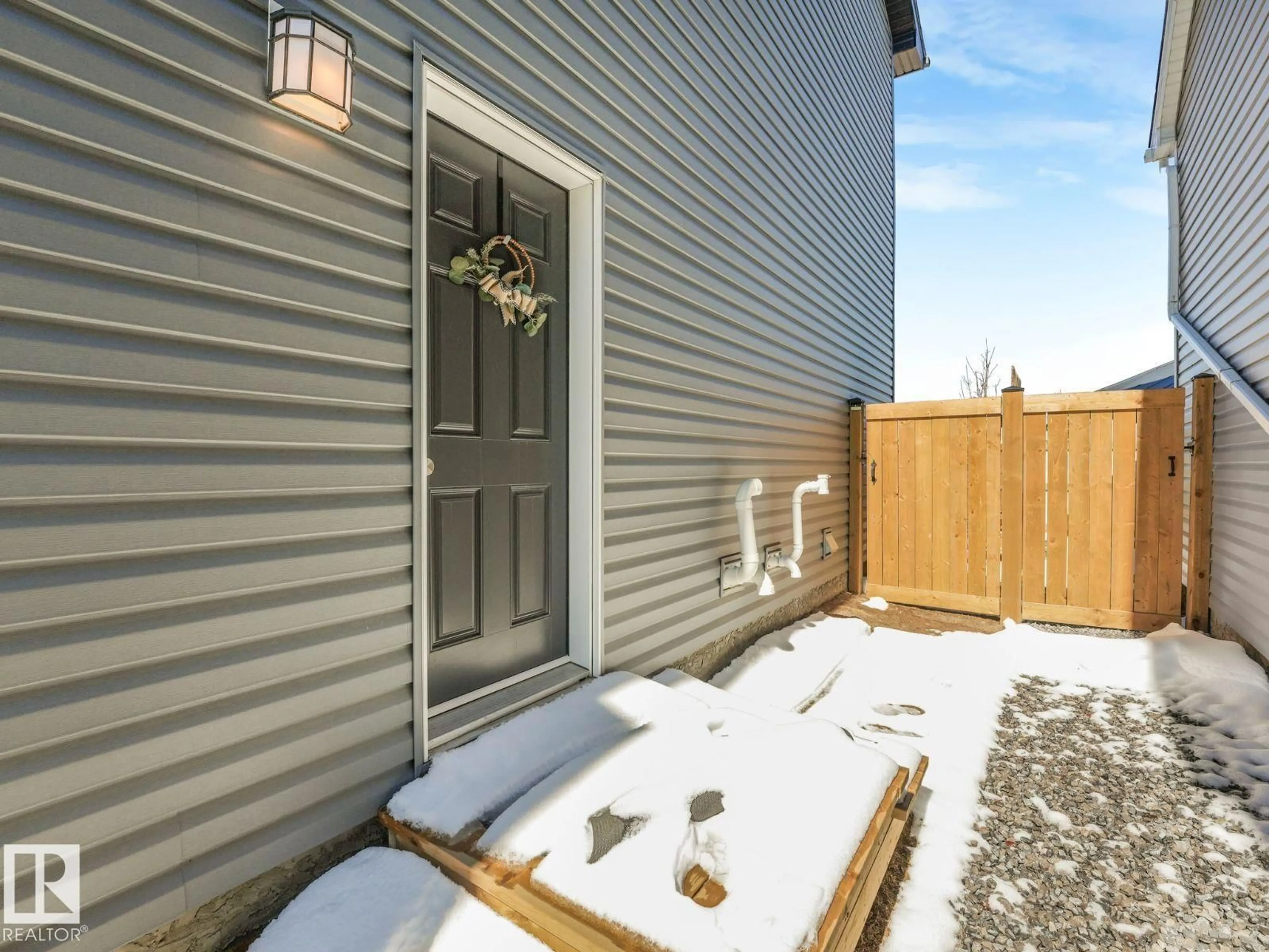 Unknown for 1082 STONESIDE RD, Sherwood Park Alberta T8H3A1