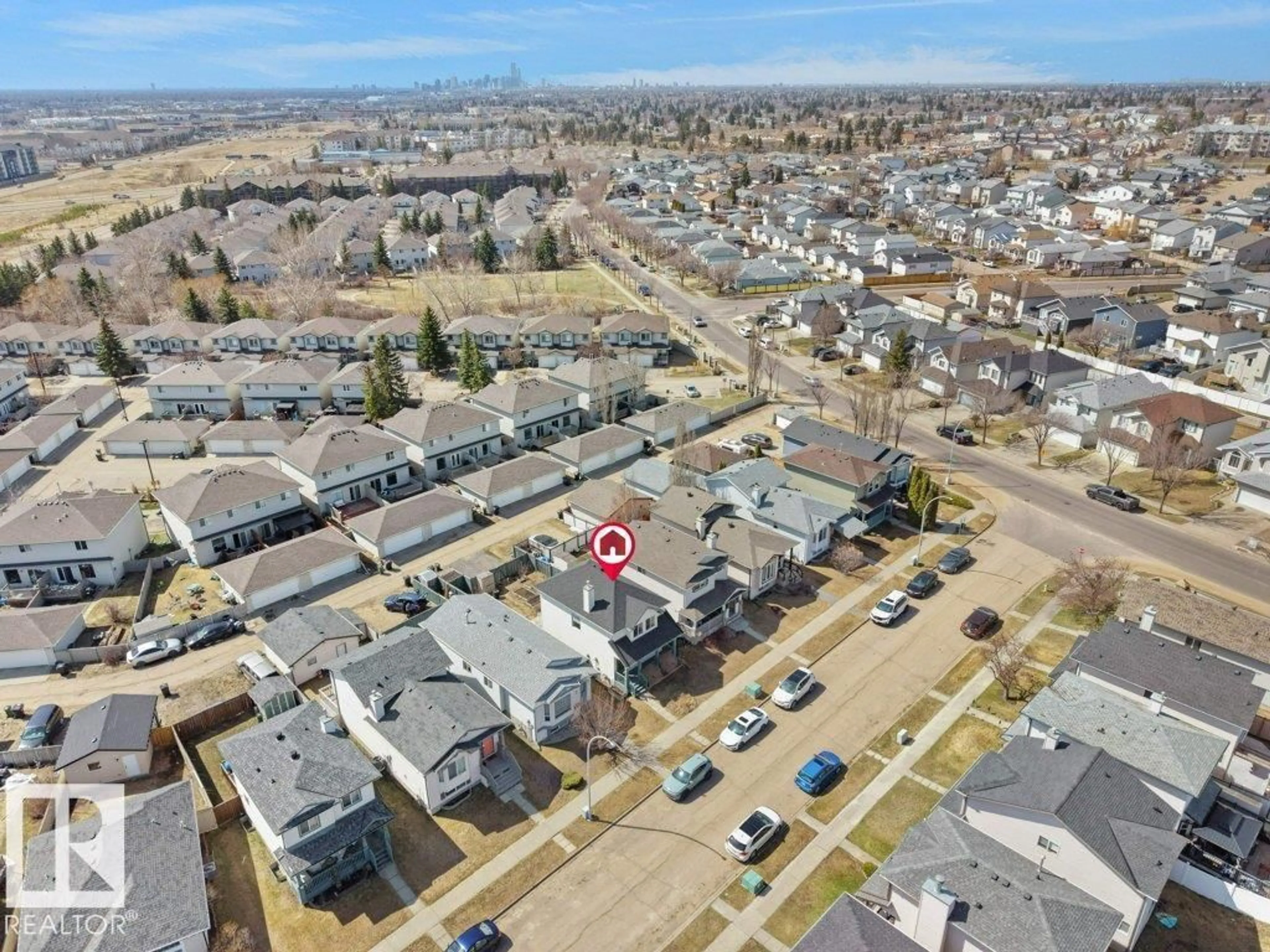 A pic from outside/outdoor area/front of a property/back of a property/a pic from drone, street for NW - 4519 149 AV, Edmonton Alberta T5Y2Y9