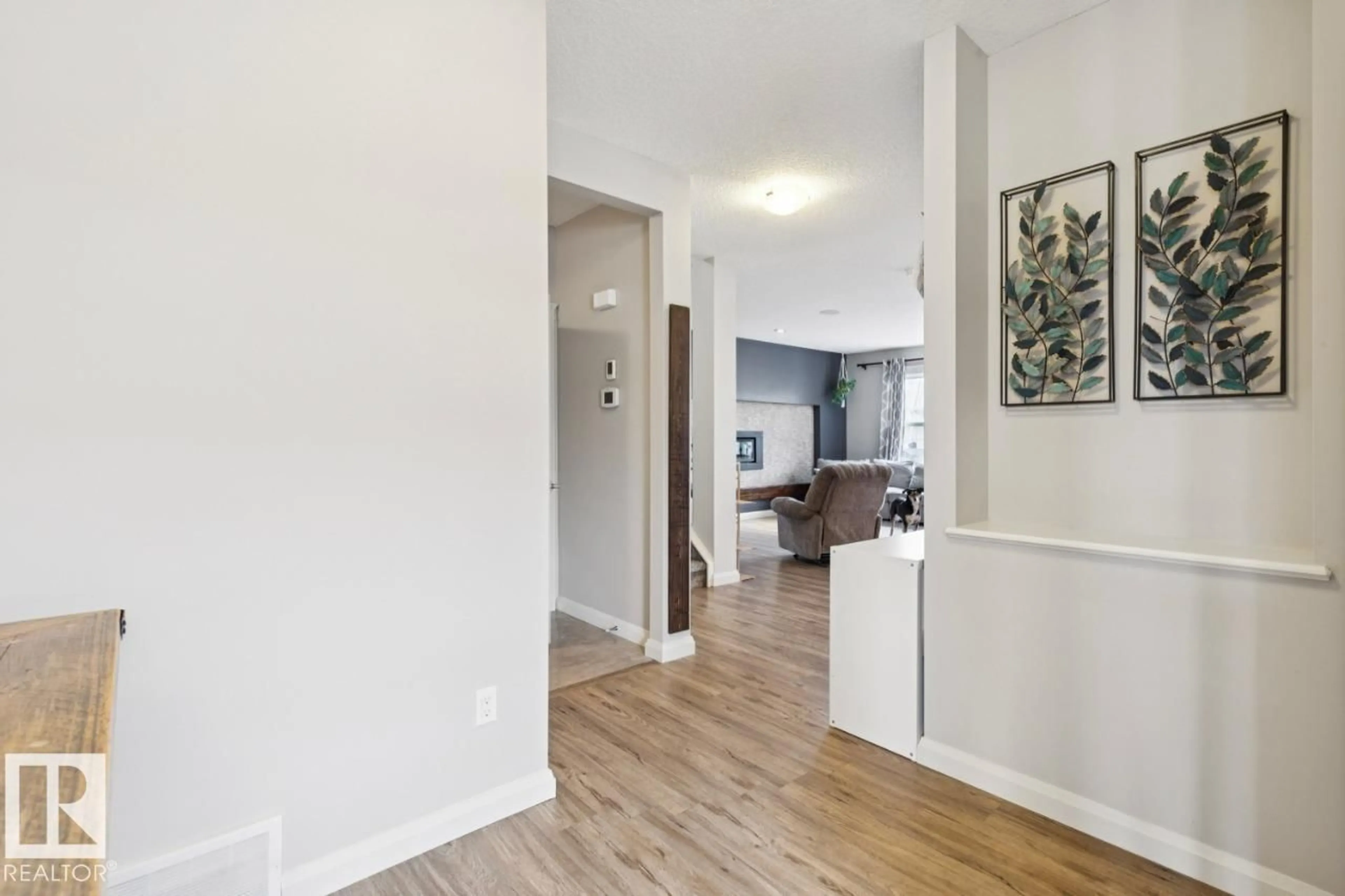 Indoor entryway for 1351 SECORD LANDING LD, Edmonton Alberta T5T5W7