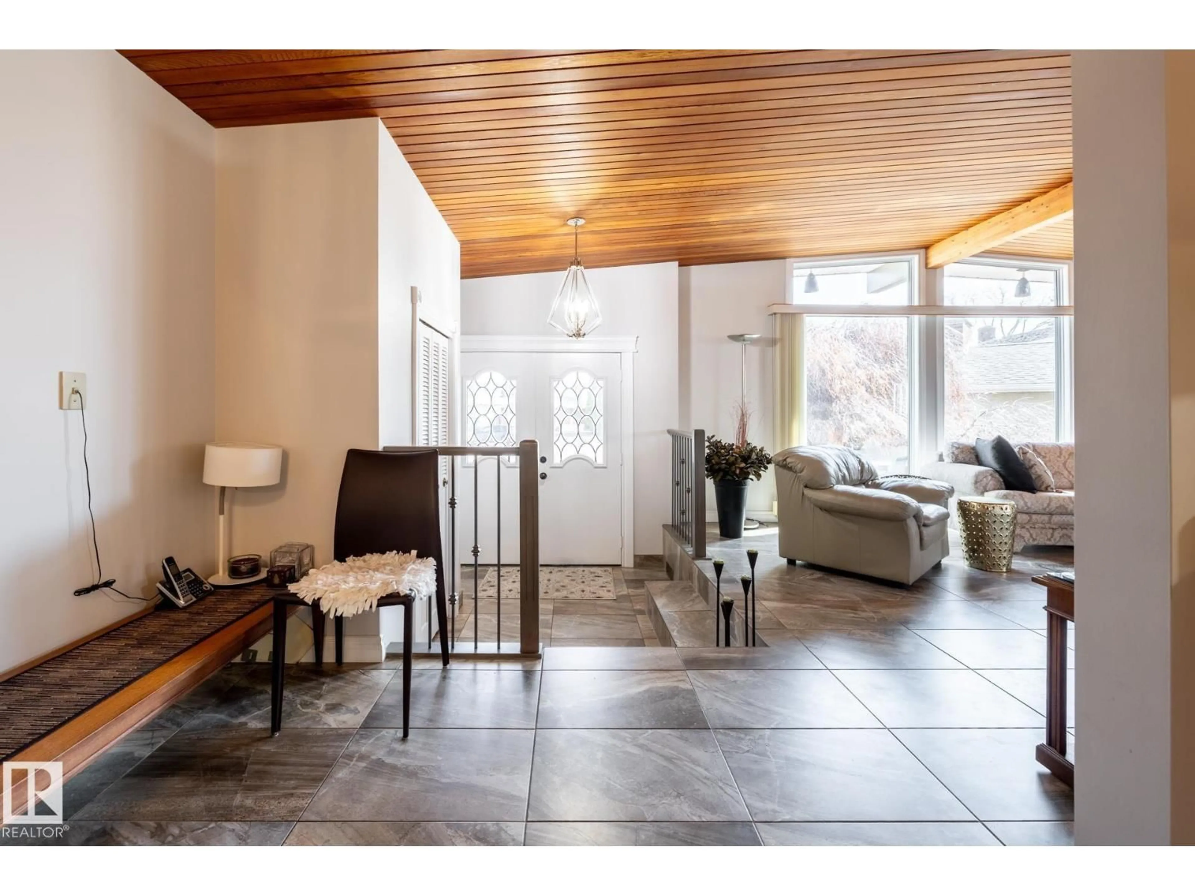 Unknown for 16536 103 ST, Edmonton Alberta T5X2H4