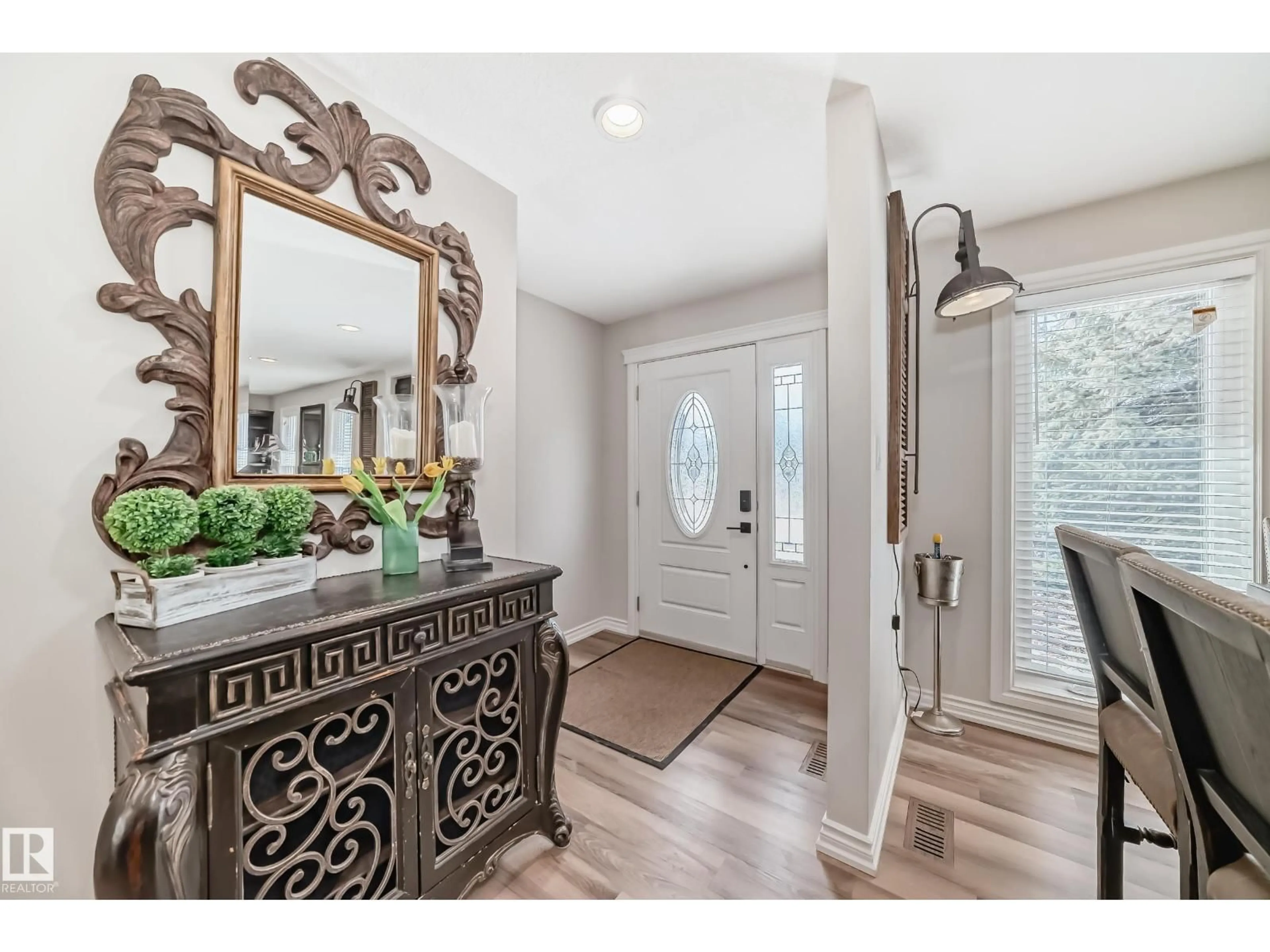 Indoor entryway for 52467 - 5 RGE ROAD 214, Rural Strathcona County Alberta T8E2G8